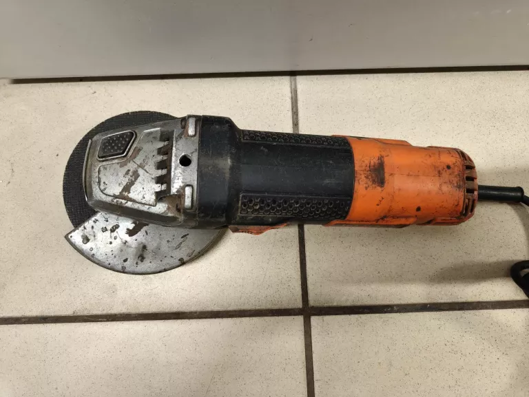 szlifierka-katowa-black-decker-beg220-kod-producenta-beg220