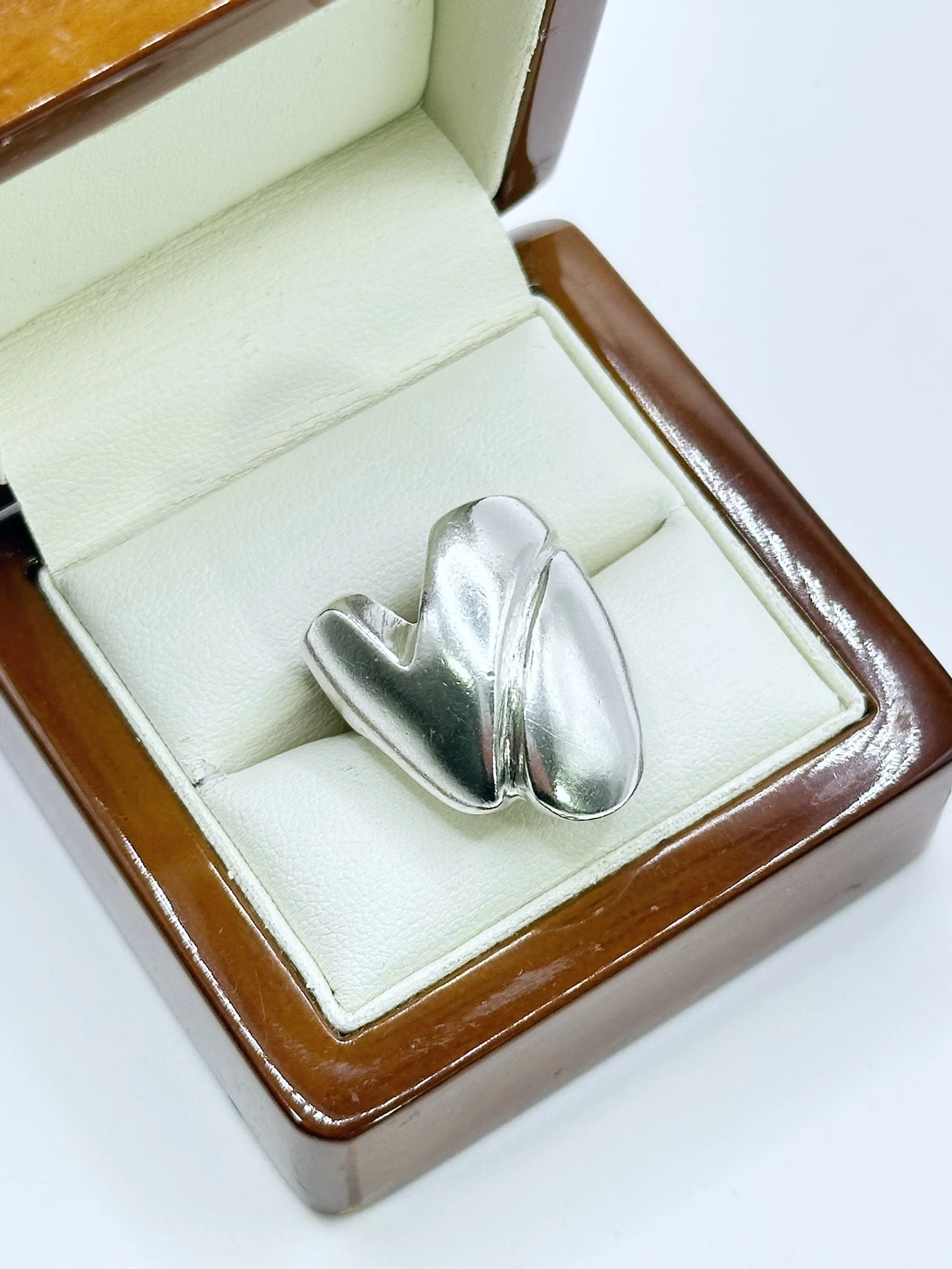 ciekawy-duzy-damski-pierscionek-srebro-proby-925-r11-1046g-stan-11323-2