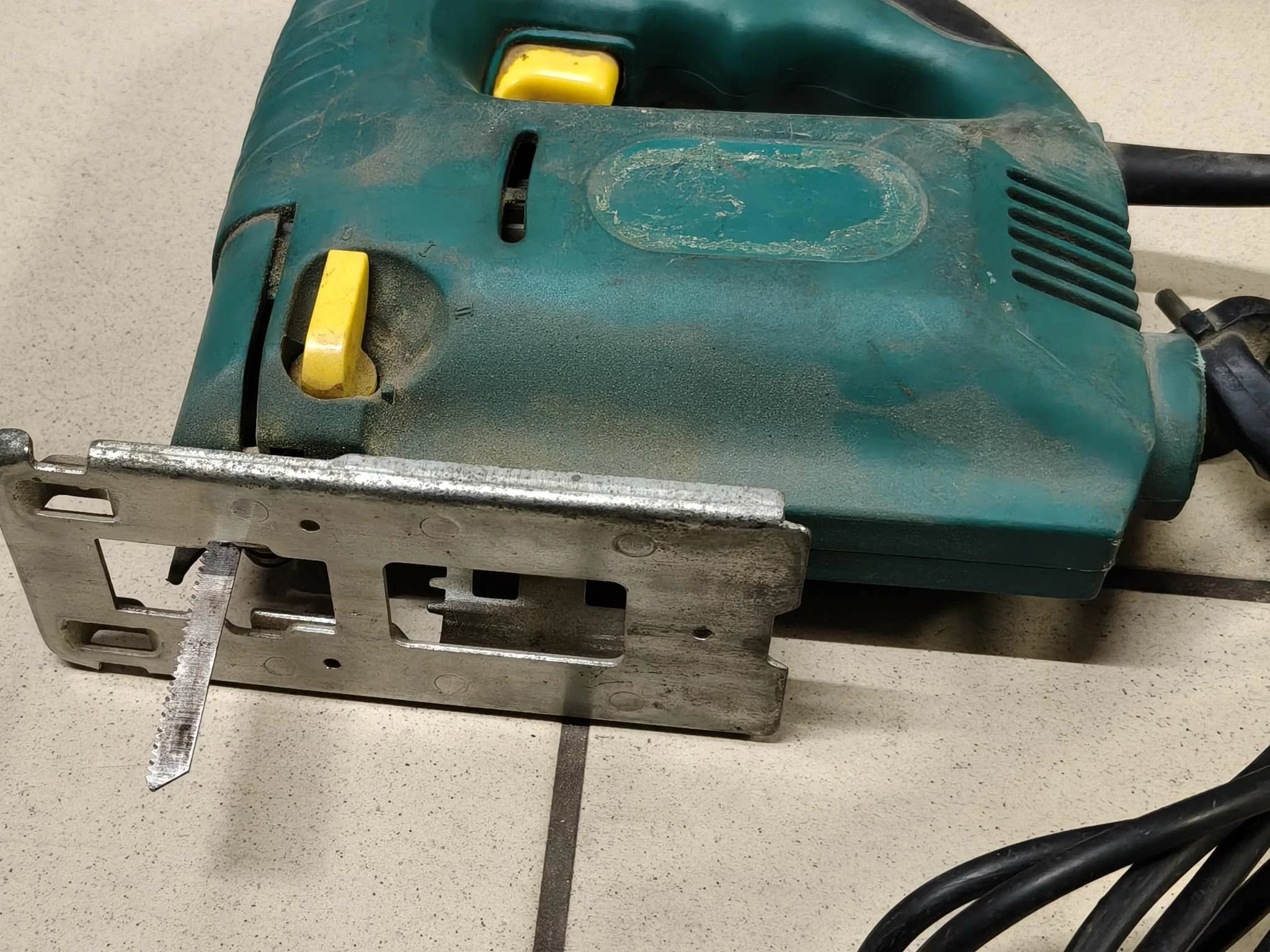 wyrzynarka-topex-bez-tabliczki-znamionowej-stan-11323-2