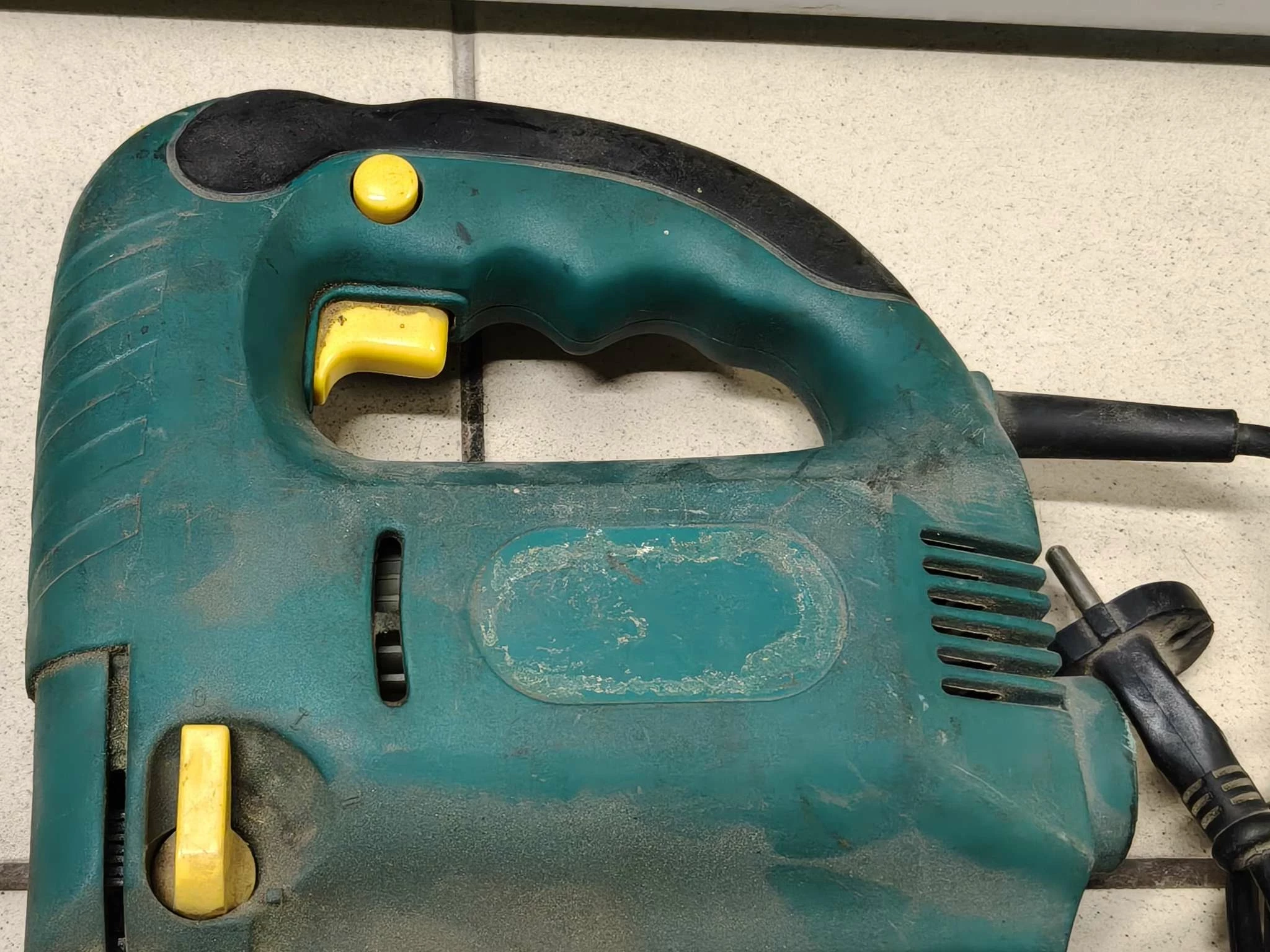 wyrzynarka-topex-bez-tabliczki-znamionowej-mocowanie-brzeszczotu-205041-222245