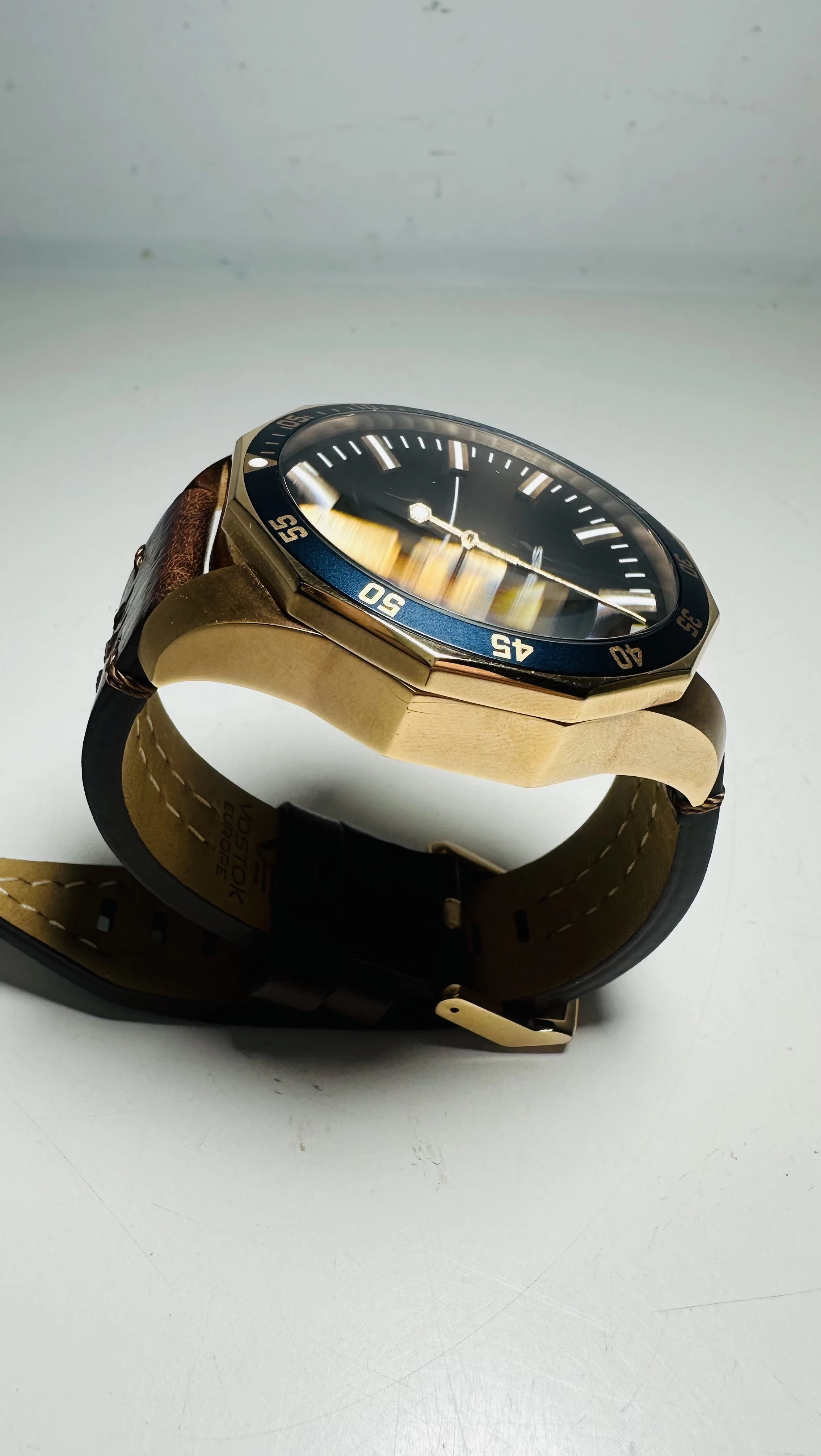 zegarek-vostok-europe-rocket-n1-automatic-nh35a-225b616-rodzaj-129220-1