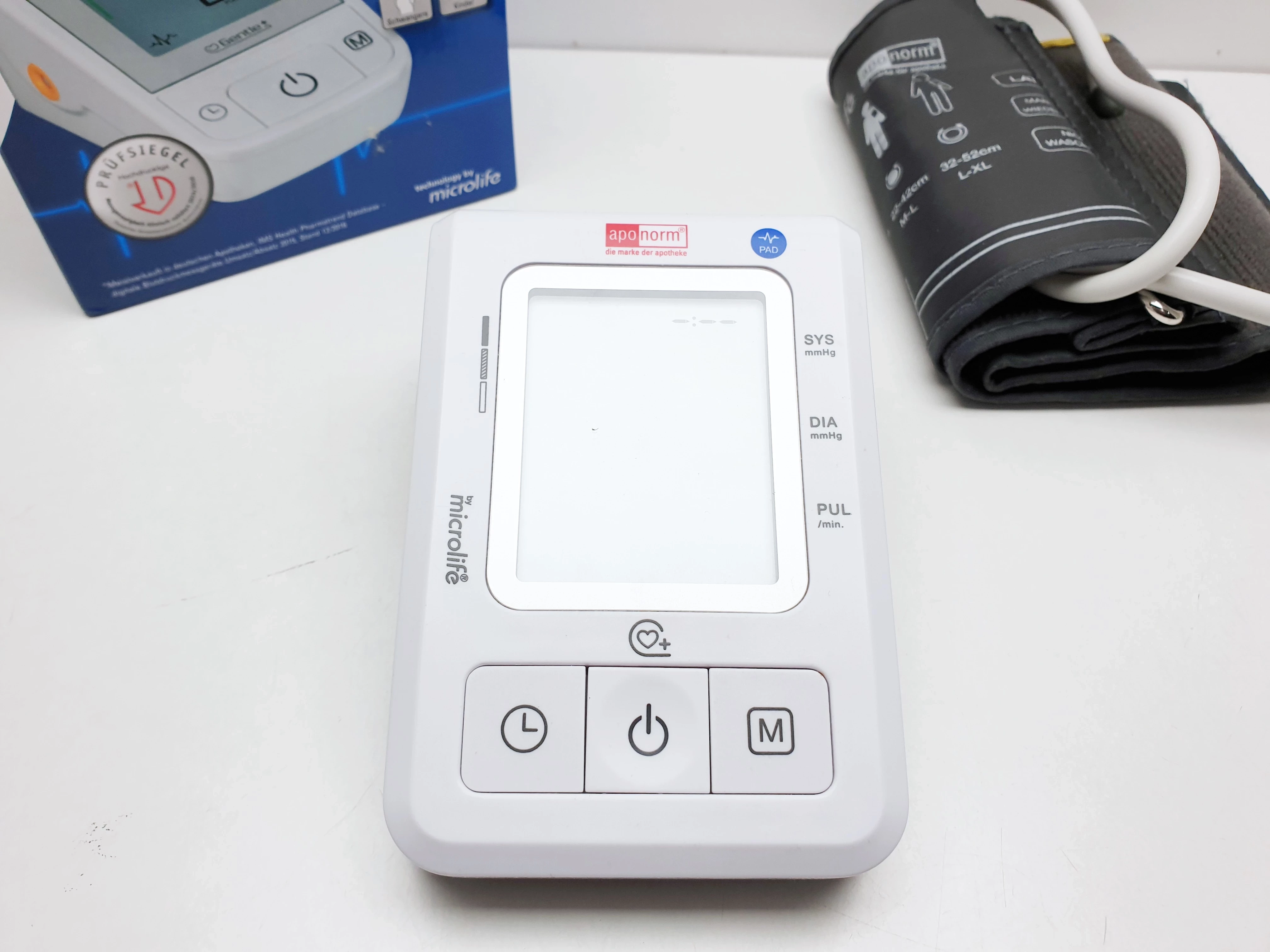 cisnieniomierz-elektroniczny-aponorm-microlife-model-przenosny-cisnieniomierz-naramienny-lcd