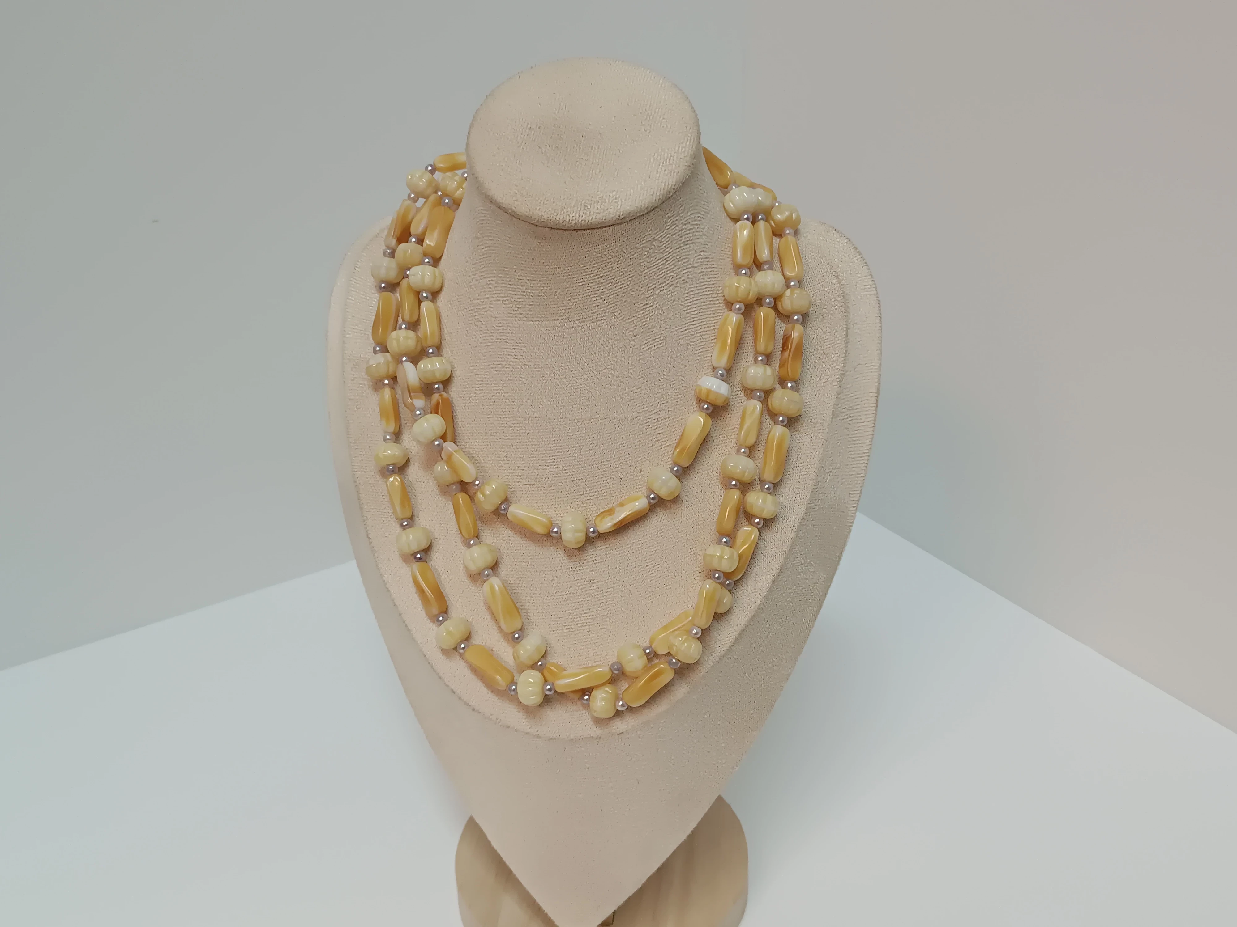 naszyjnik-damski-z-koralikami-jagiellonska-14-sanok-tsc2-spj