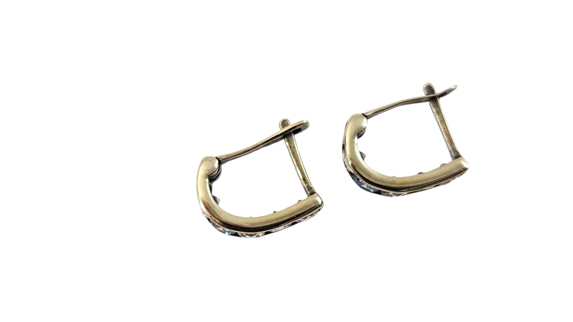 delikatne-zlote-kolczyki-p333-067g-stan-11323-2