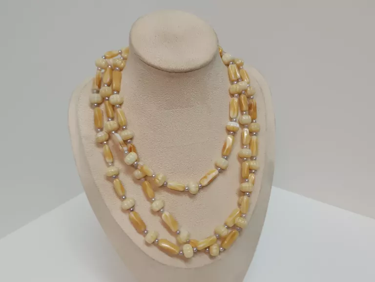 naszyjnik-damski-z-koralikami-kamien-17088-1