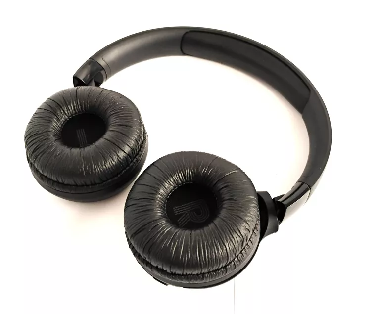 sluchawki-jbl-tune-520bt-komplet-kod-producenta-jblt520btblkeu