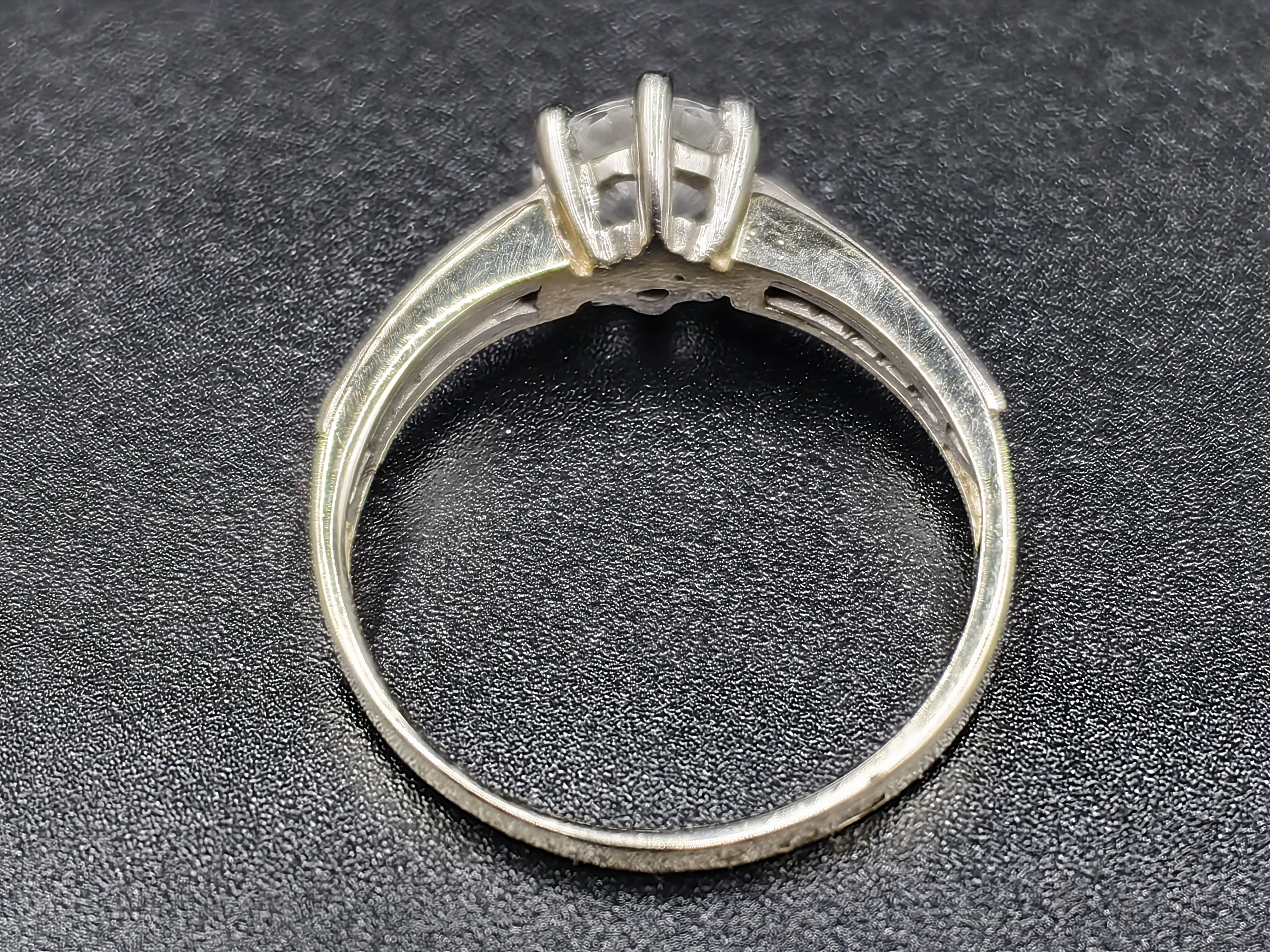 przepiekny-zloty-pierscionek-wysadzany-cyrkoniami-271g-pr585-14k-r16-rozmiarsrednica-wew-mm-372-16