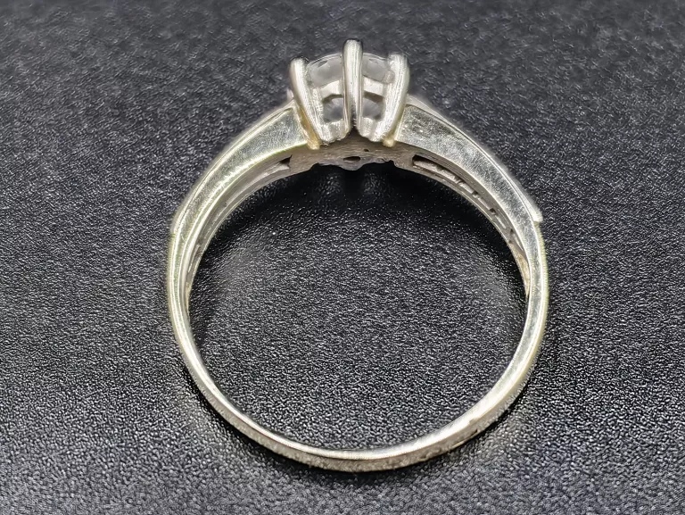 przepiekny-zloty-pierscionek-wysadzany-cyrkoniami-271g-pr585-14k-r16-rozmiarsrednica-wew-mm-372-16