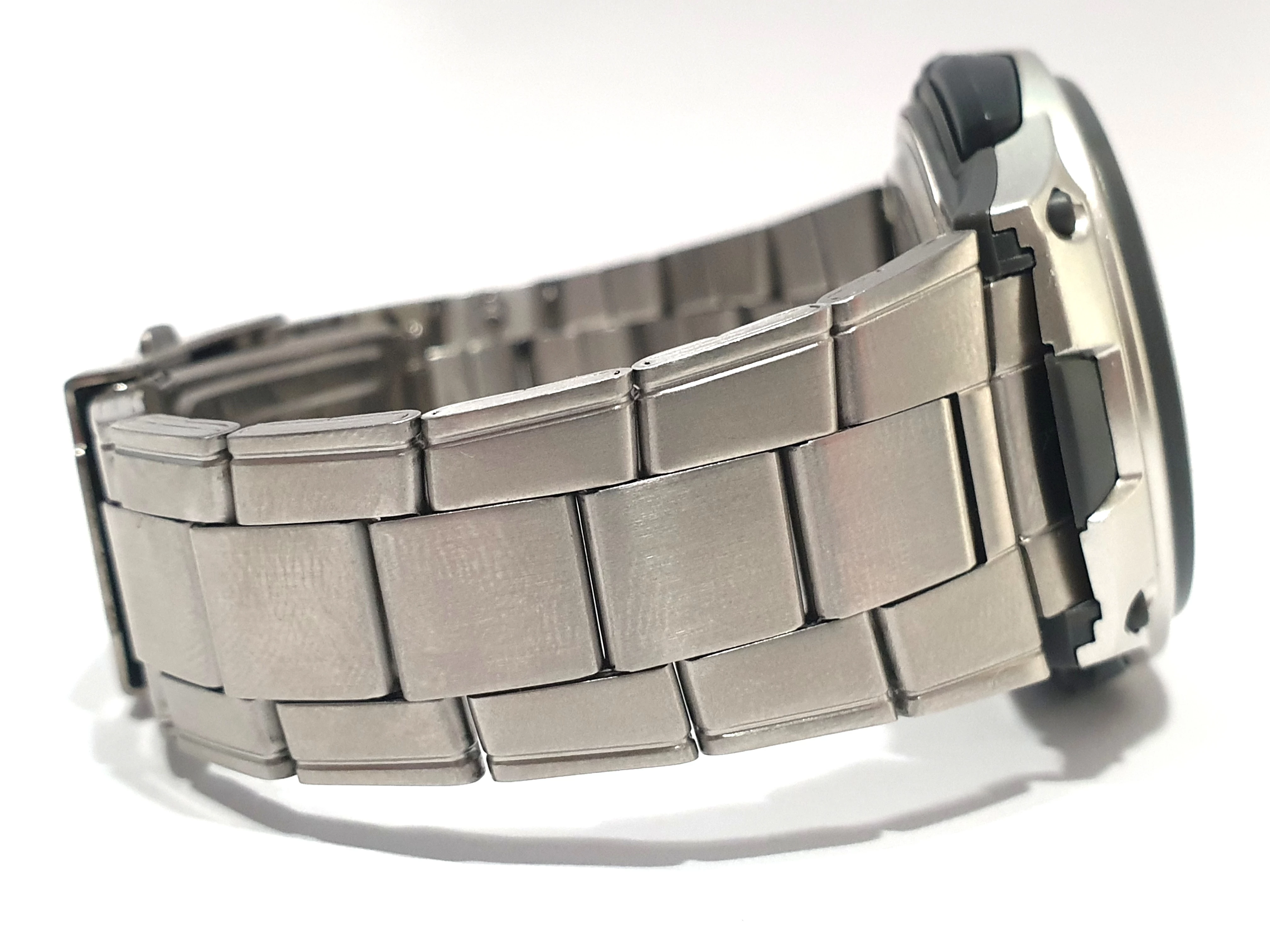 zegarek-casio-illuminator-aw-82d-7av-stan-11323-2