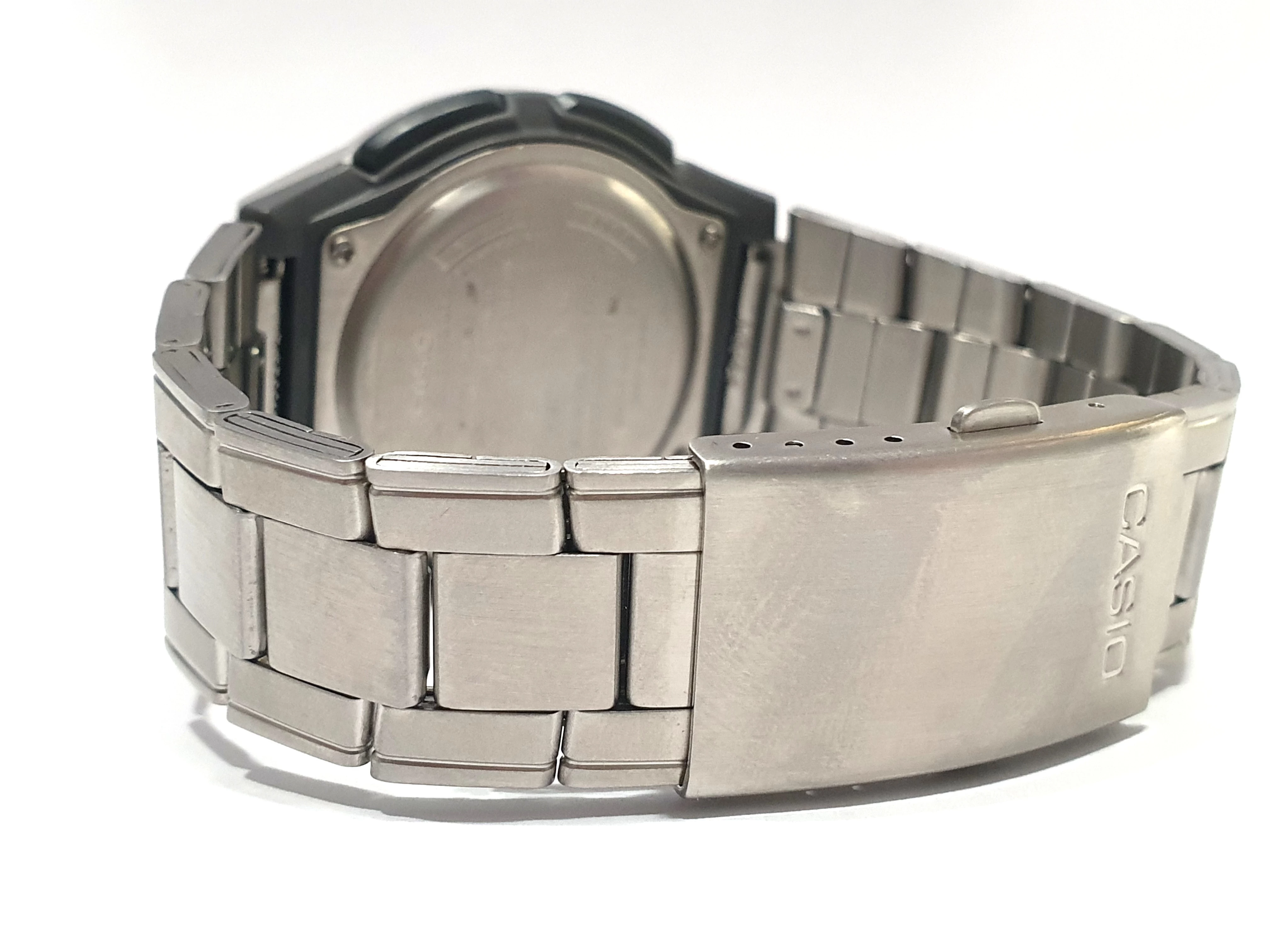 zegarek-casio-illuminator-aw-82d-7av-ean-gtin-4971850437482