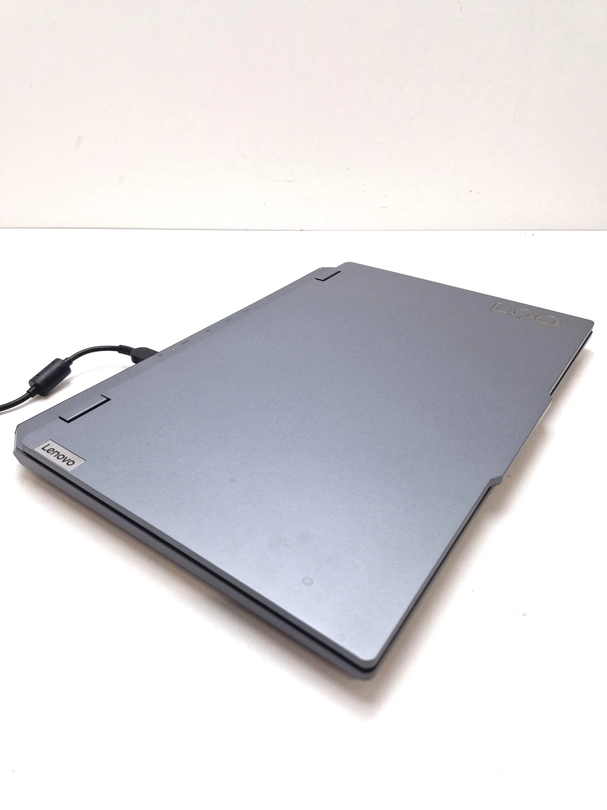 laptop-lenovo-loq-156-i5-16-gb-ram-512-gb-ssd-rtx-5060-seria-procesora-4366-20