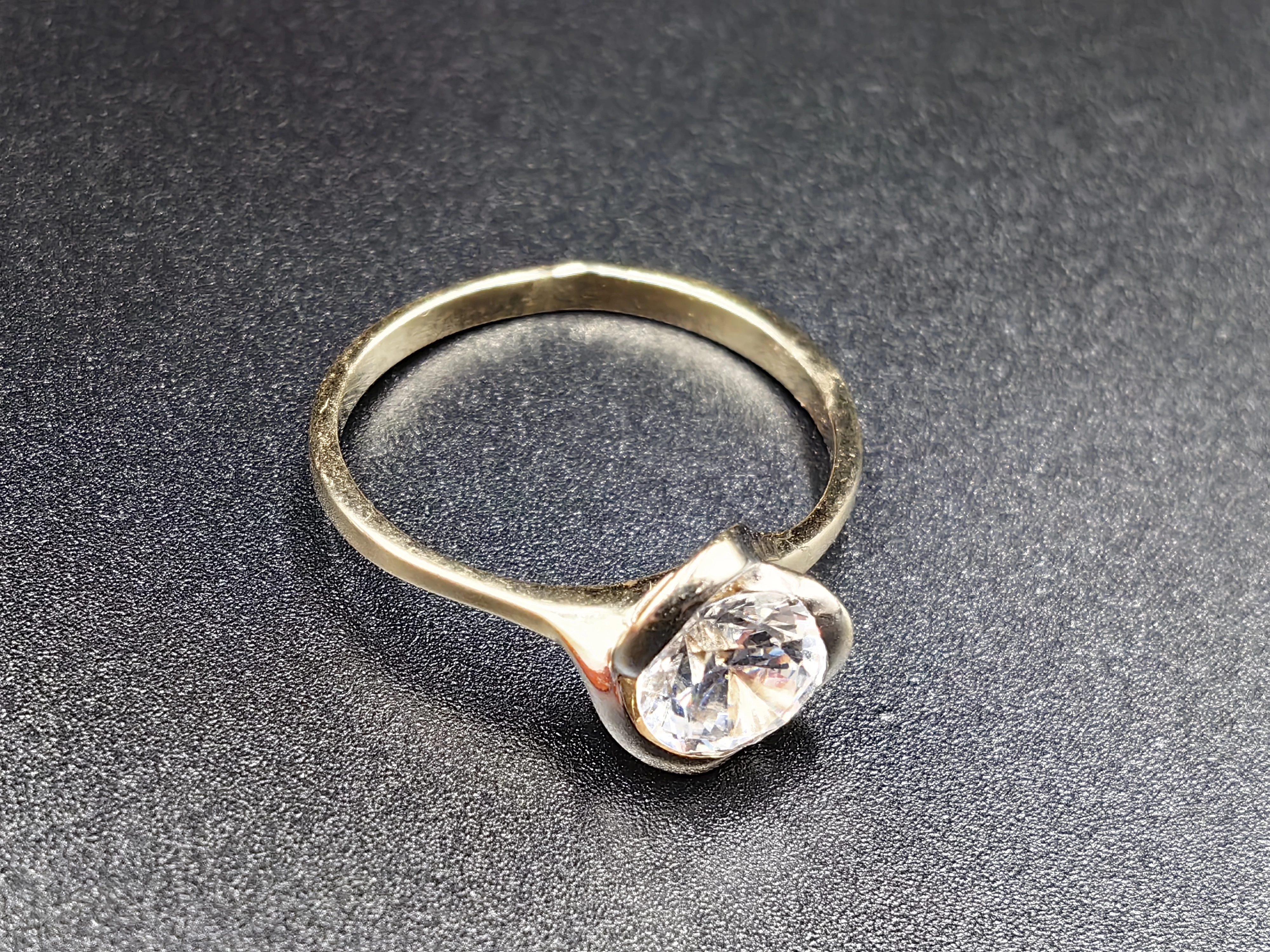 fantastyczny-zloty-pierscionek-z-duza-cyrkonia-276g-pr585-14k-r17-kamien-17088-128