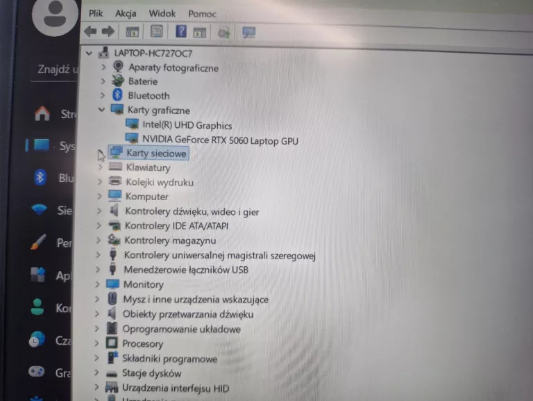 laptop-lenovo-loq-156-i5-16-gb-ram-512-gb-ssd-rtx-5060-kod-producenta-83je00ycpb