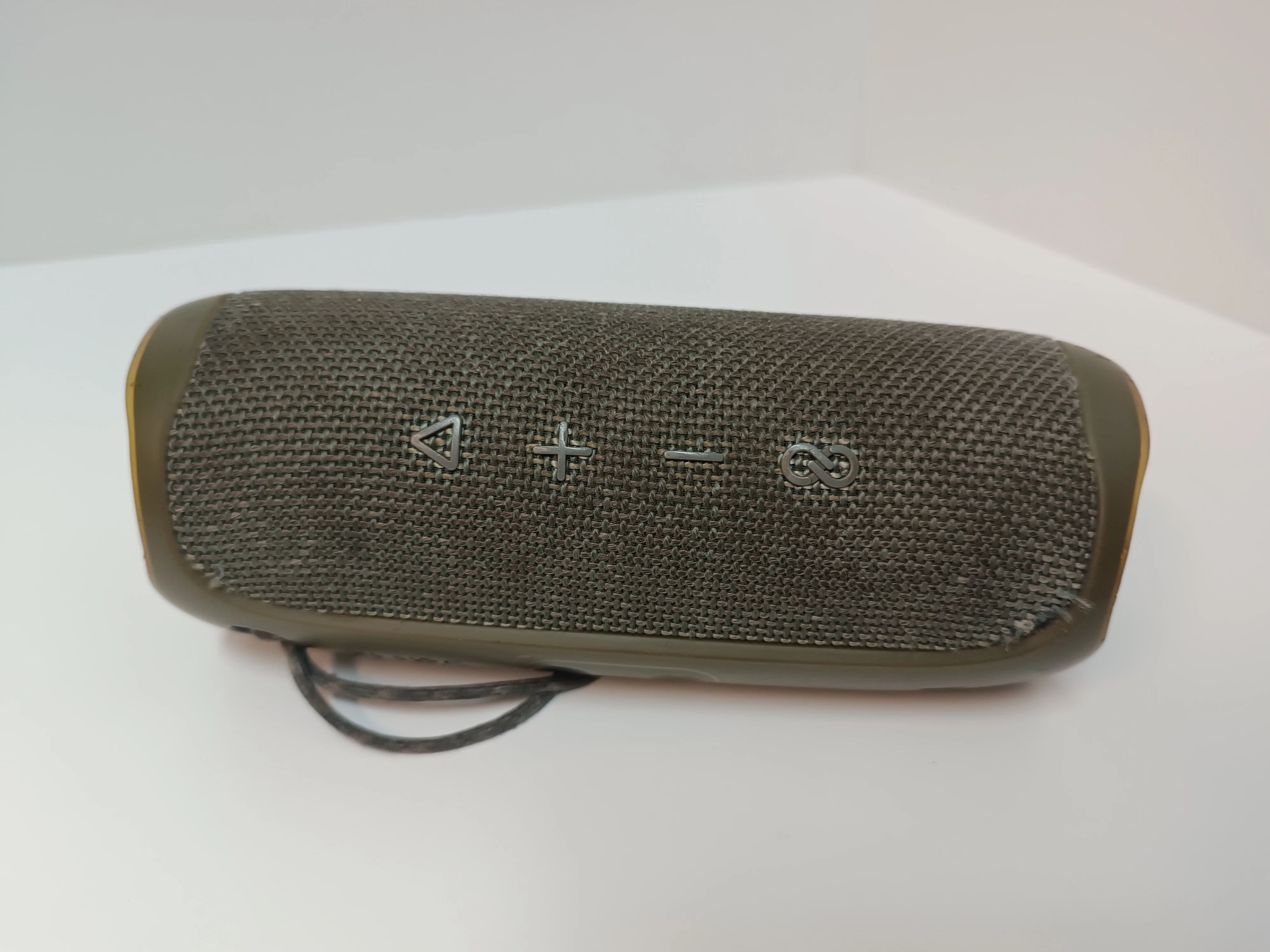 glosnik-przenosny-jbl-flip-5-funkcje-221089-4