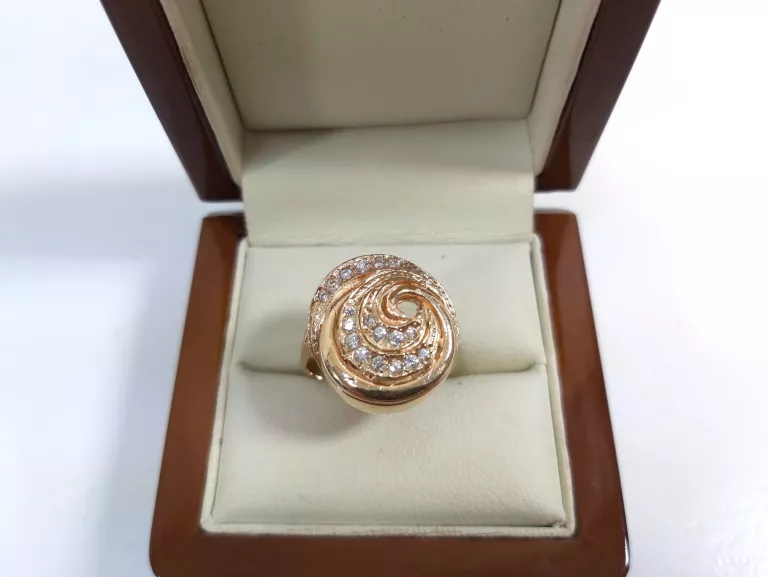 zakrecony-zloty-pierscionek-proba-585-r-20-kamienie-221-128