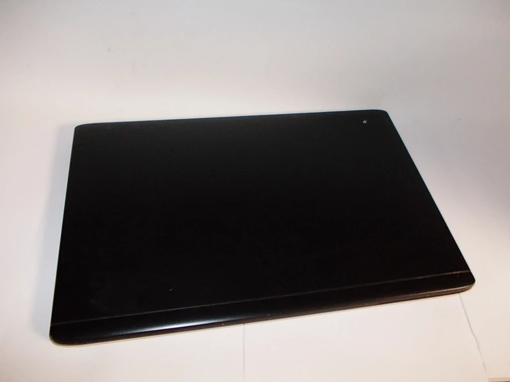 laptop-essentiel-smart-mouv-1507-celeron4gb500gb-dotyk-seria-procesora-4366-140