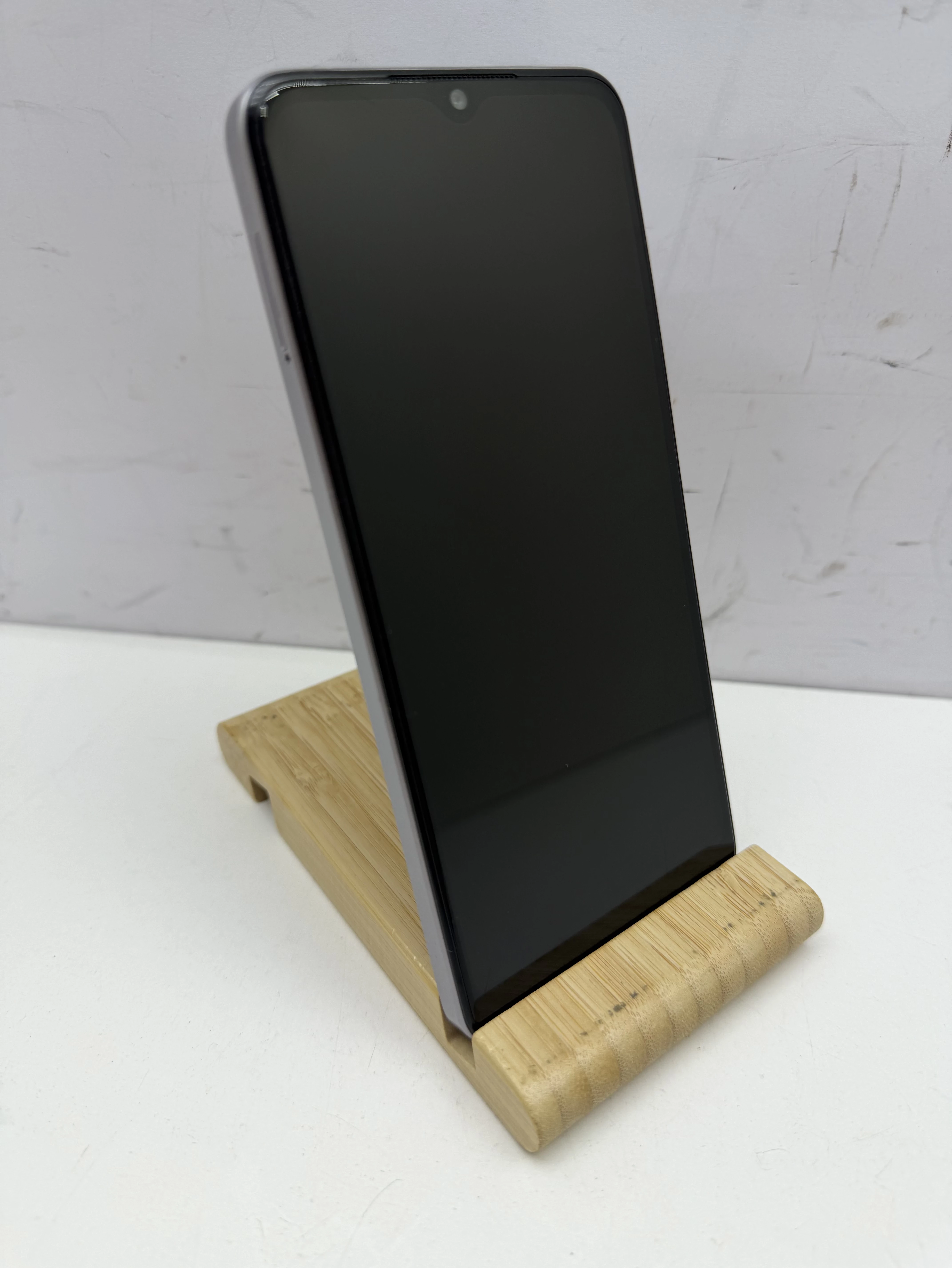 t-mobile-t-phone-5g-4gb128gb-plac-kosciuszki-20-wroclaw