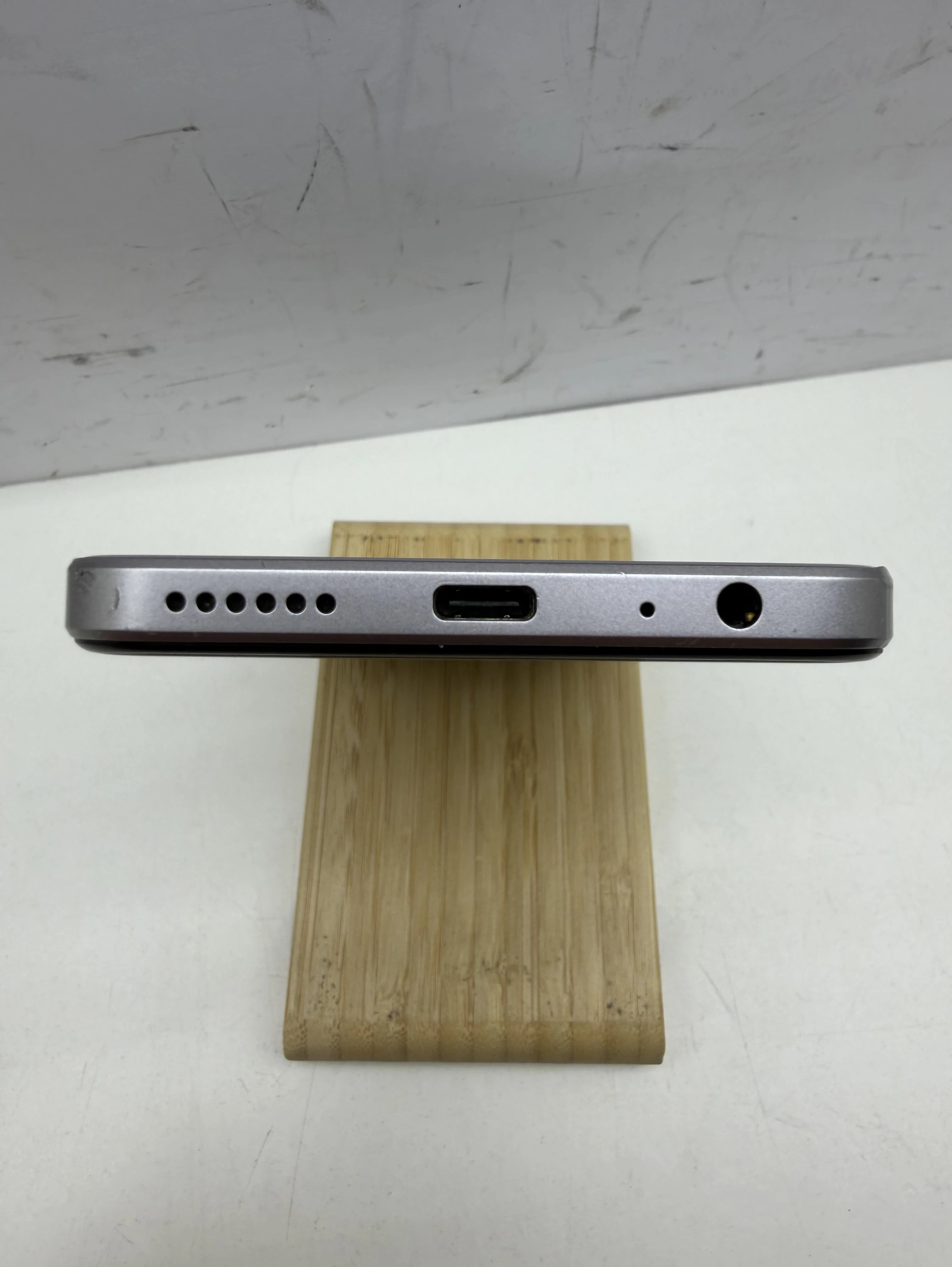 t-mobile-t-phone-5g-4gb128gb-przekatna-ekranu-652