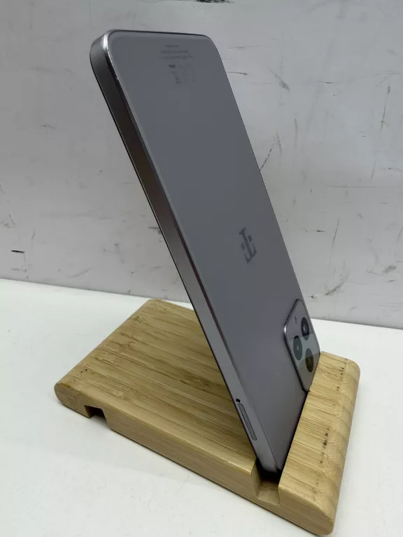 t-mobile-t-phone-5g-4gb128gb-stan-11323-2