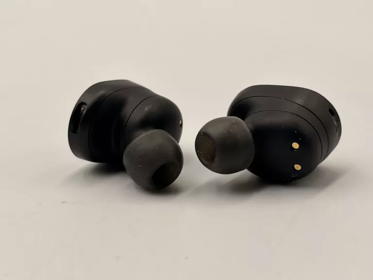 sluchawki-bezprzewodowe-dokanalowe-jbl-tune-buds-czarne-model-250439-1920400
