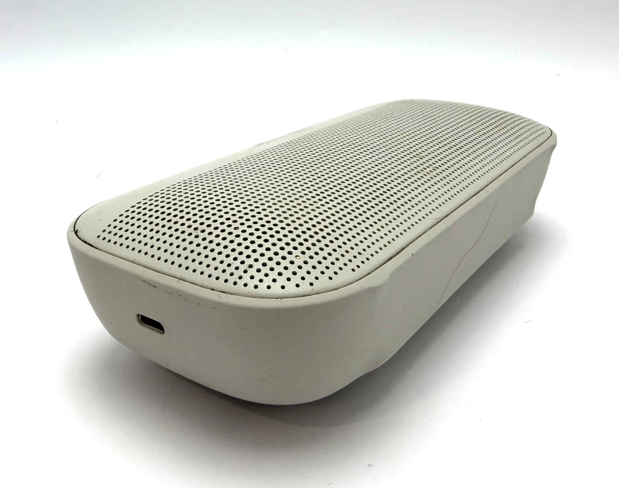 glosnik-przenosny-bose-soundlink-flex-stan-11323-2