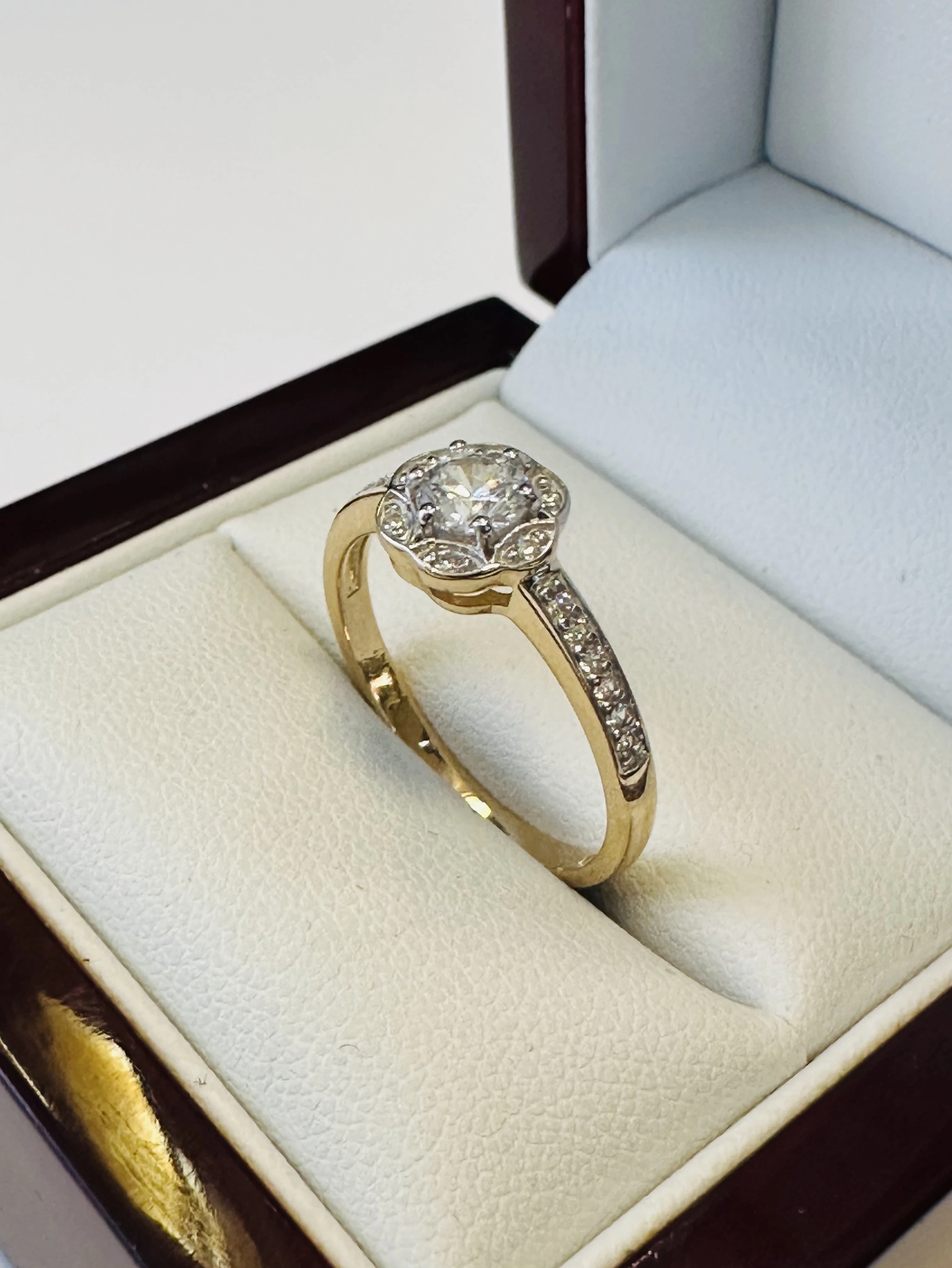 sliczny-zloty-pierscionek-proby-585319-gr-rozmiar-19-material-15835-2