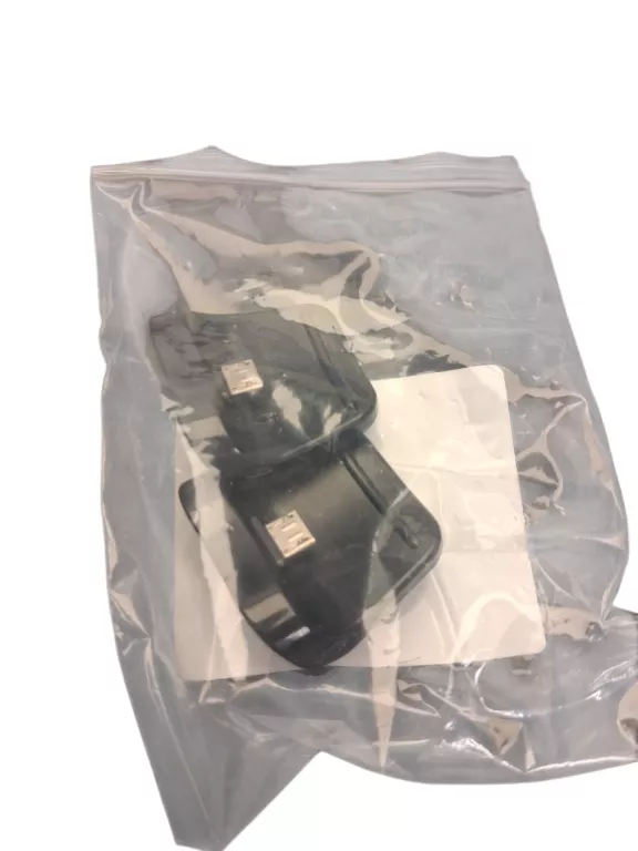 konsola-ps4-500gb-2x-pad-okablowanie-stacja-ladujaca-stan-11323-2