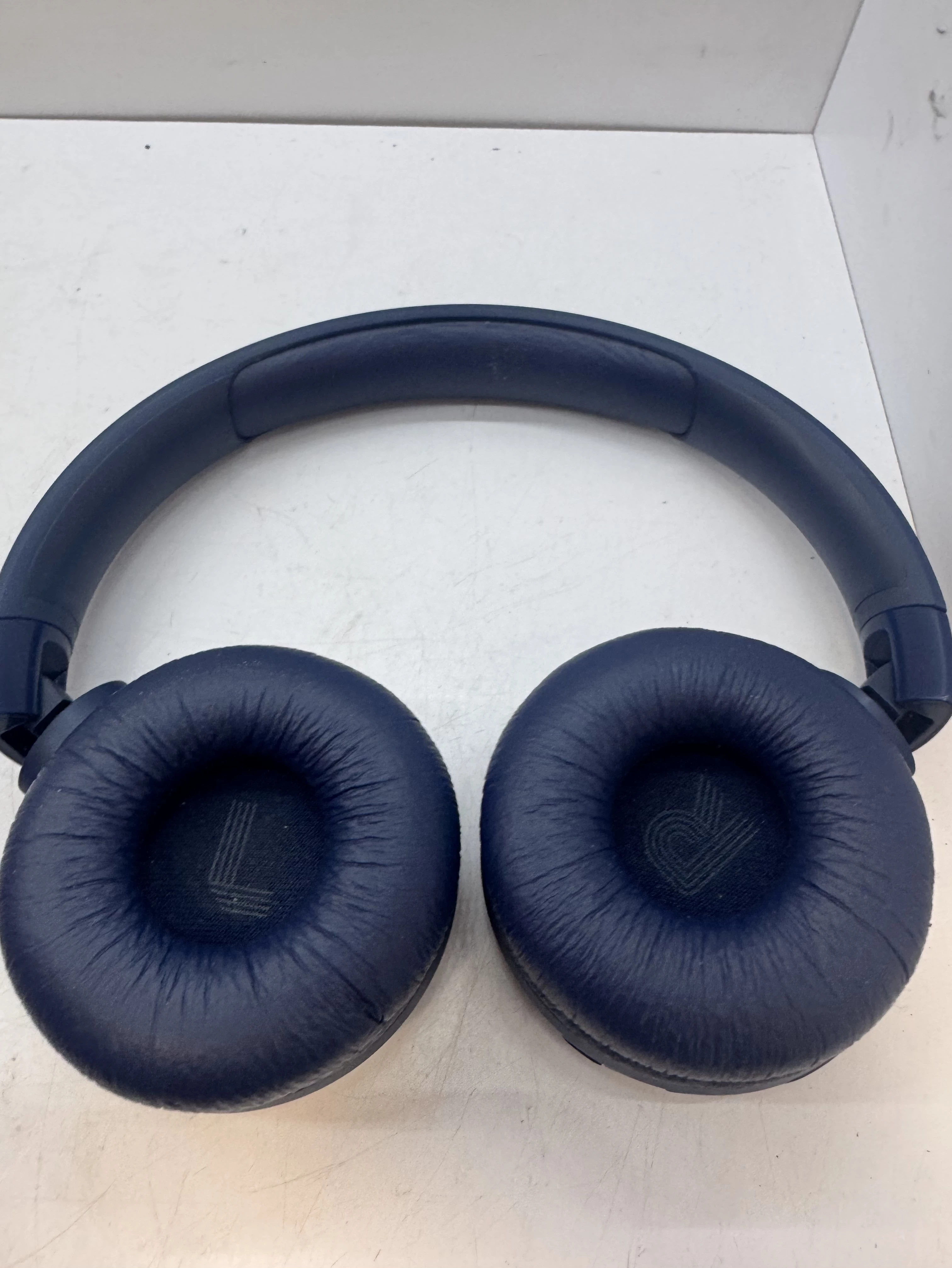 sluchawki-jbl-tune-525btpudelkokabel-stan-11323-2