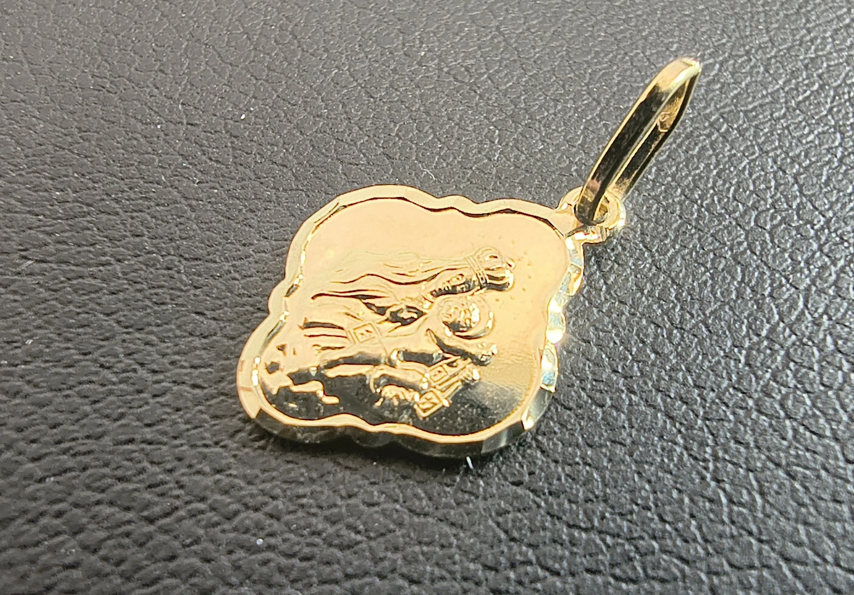 zlota-zawieszka-medalik-585-07gr-kollataja-33-wroclaw