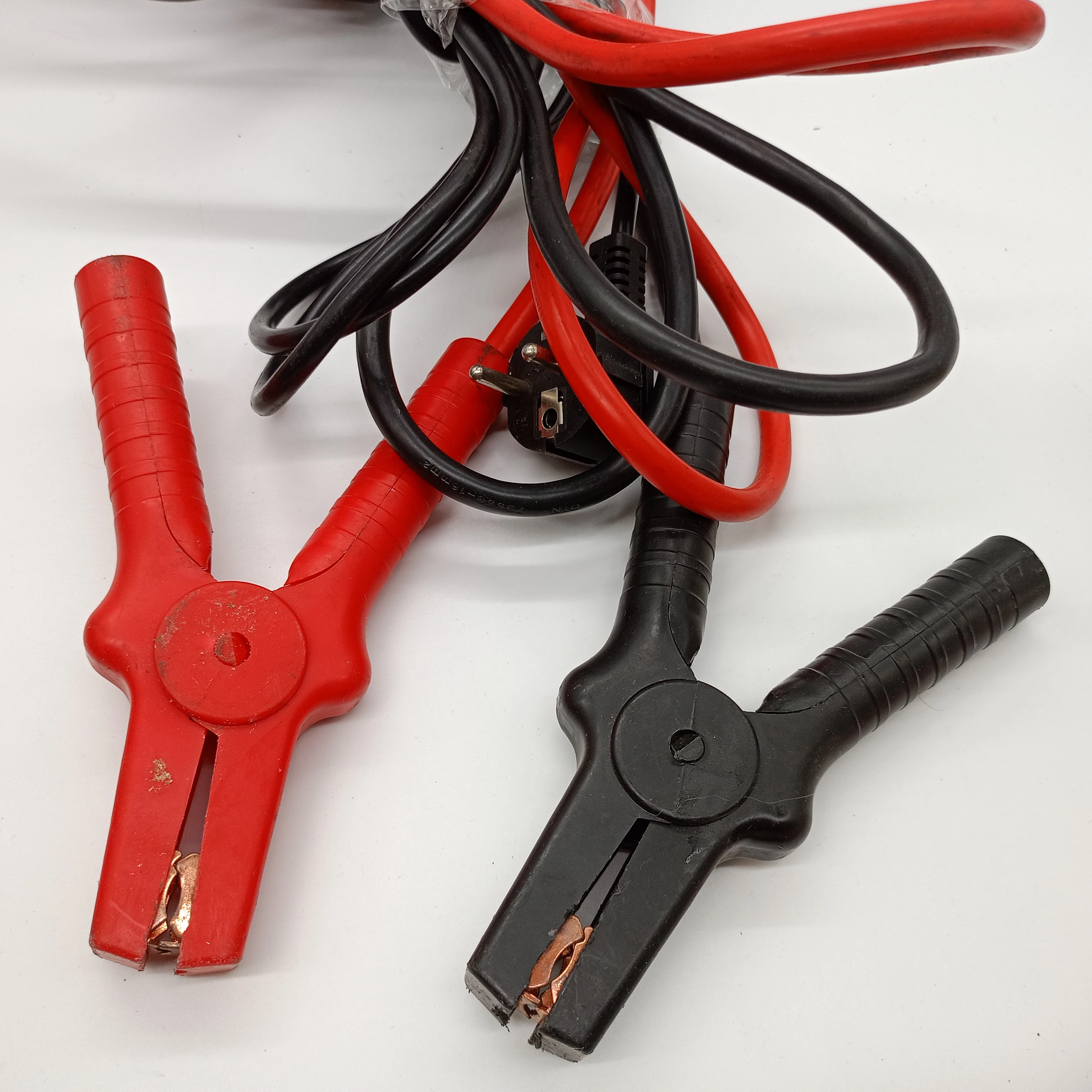 prostownik-ultimate-speed-ulg-17-a1-natezenie-maksymalne-1700