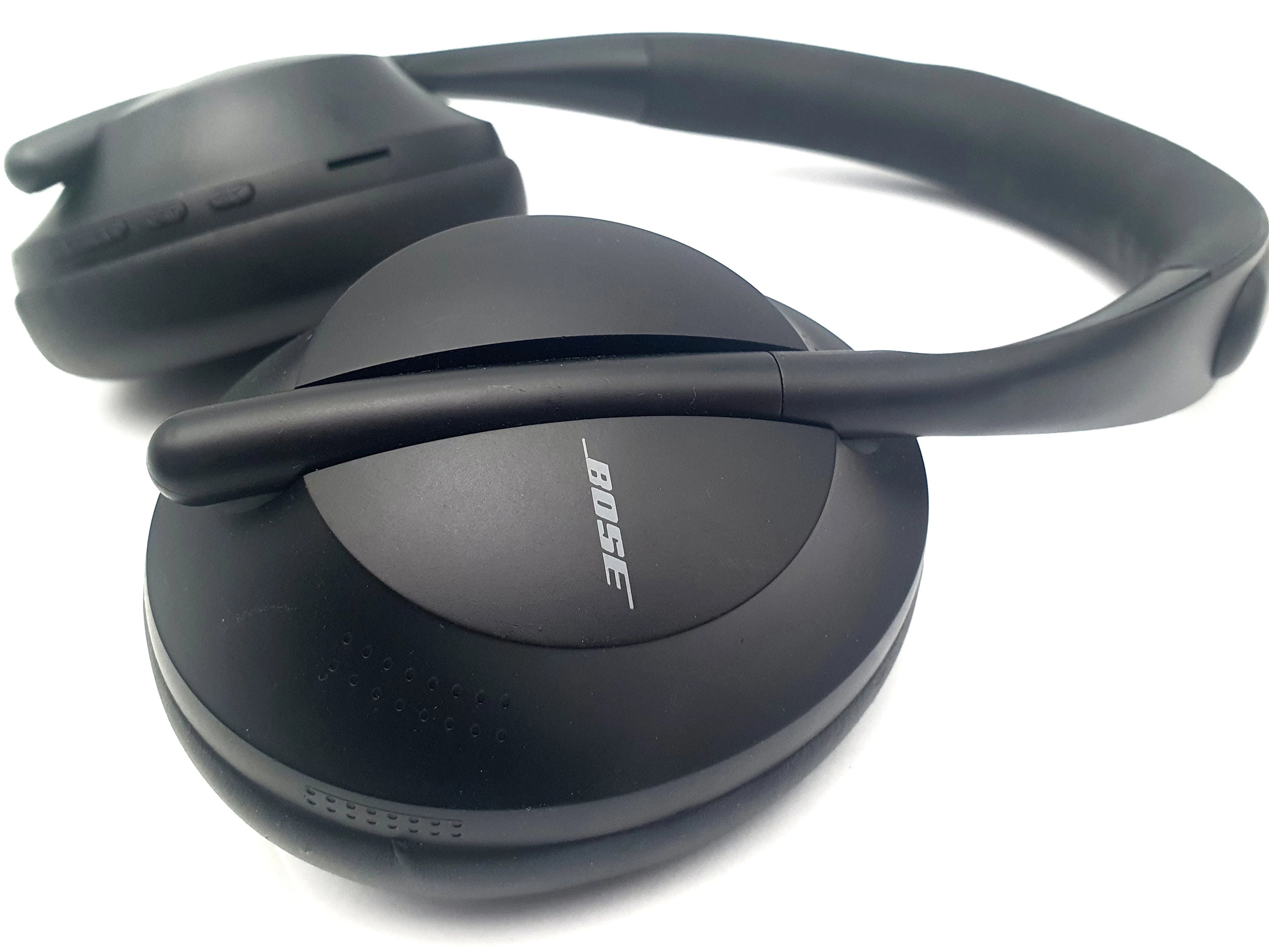 sluchawki-bt-bose-700-wireless-czarne-kolor-dominujacy-129357-3