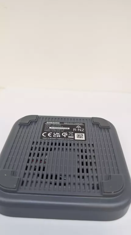 ladowarka-indukcyjna-samsung-ep-p2400-stan-11323-2