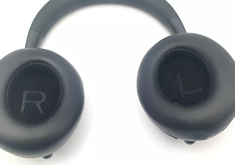 sluchawki-bt-bose-700-wireless-czarne-stan-11323-2