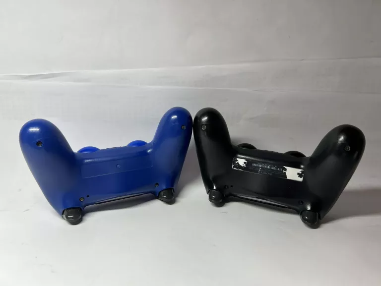 konsola-ps4-pro-1tb2xpad3xgraokablowanie-ean-gtin-711719405078