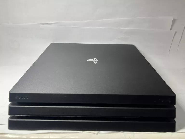 konsola-ps4-pro-1tb2xpad3xgraokablowanie-gry-w-zestawie-205998-225574
