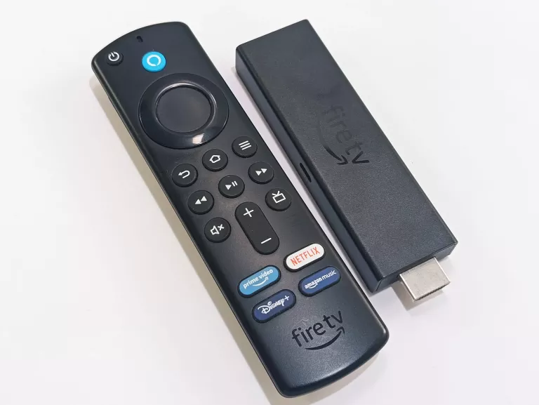 odtwarzacz-multimedialny-przystawka-do-tv-amazon-fire-tv-stick-fullhd-8-gb-glowna-62-poznan-ska-x