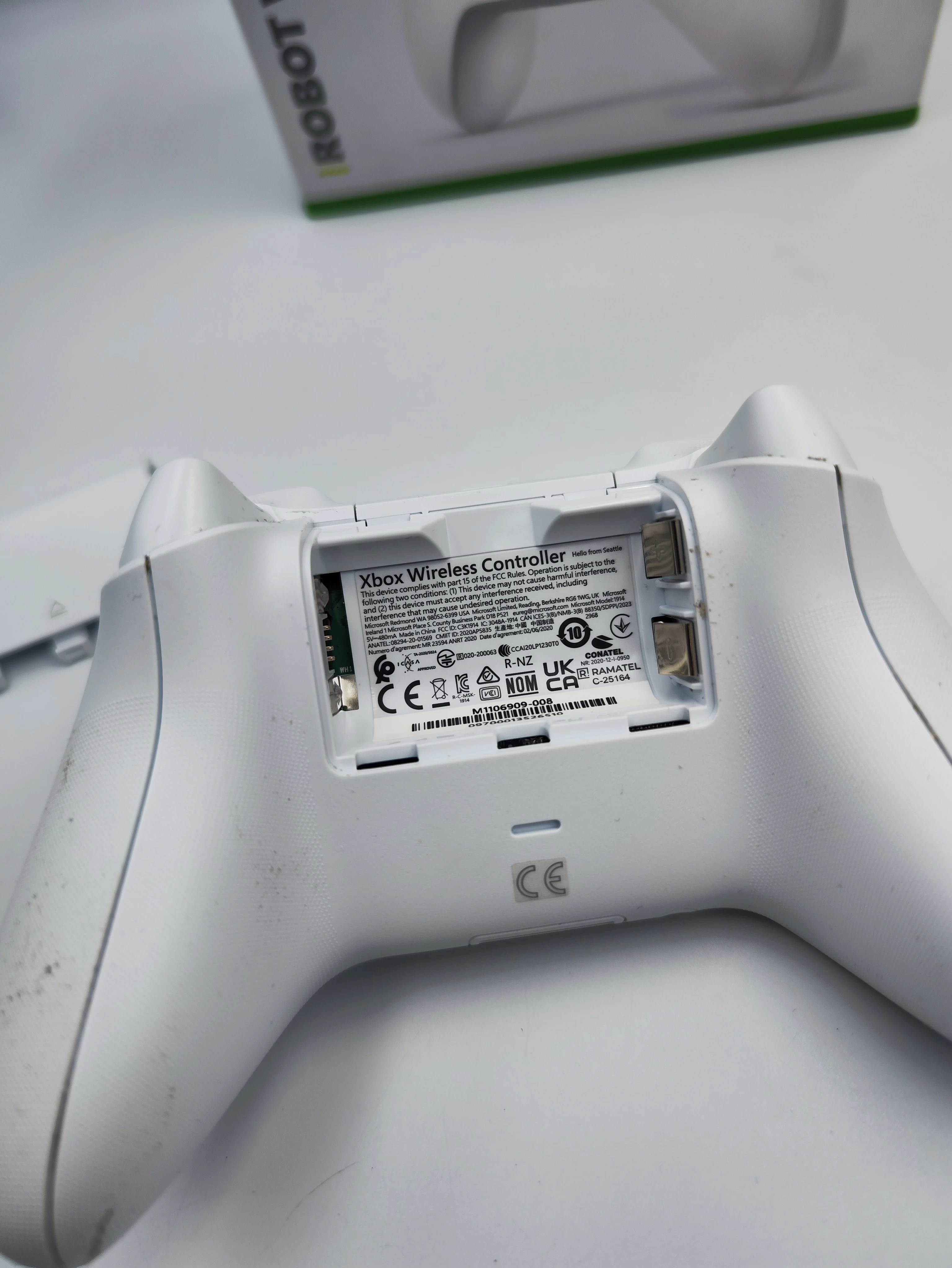 kontroler-bezprzewodowy-microsoft-xbox-series-s-x-pc-stan-11323-2