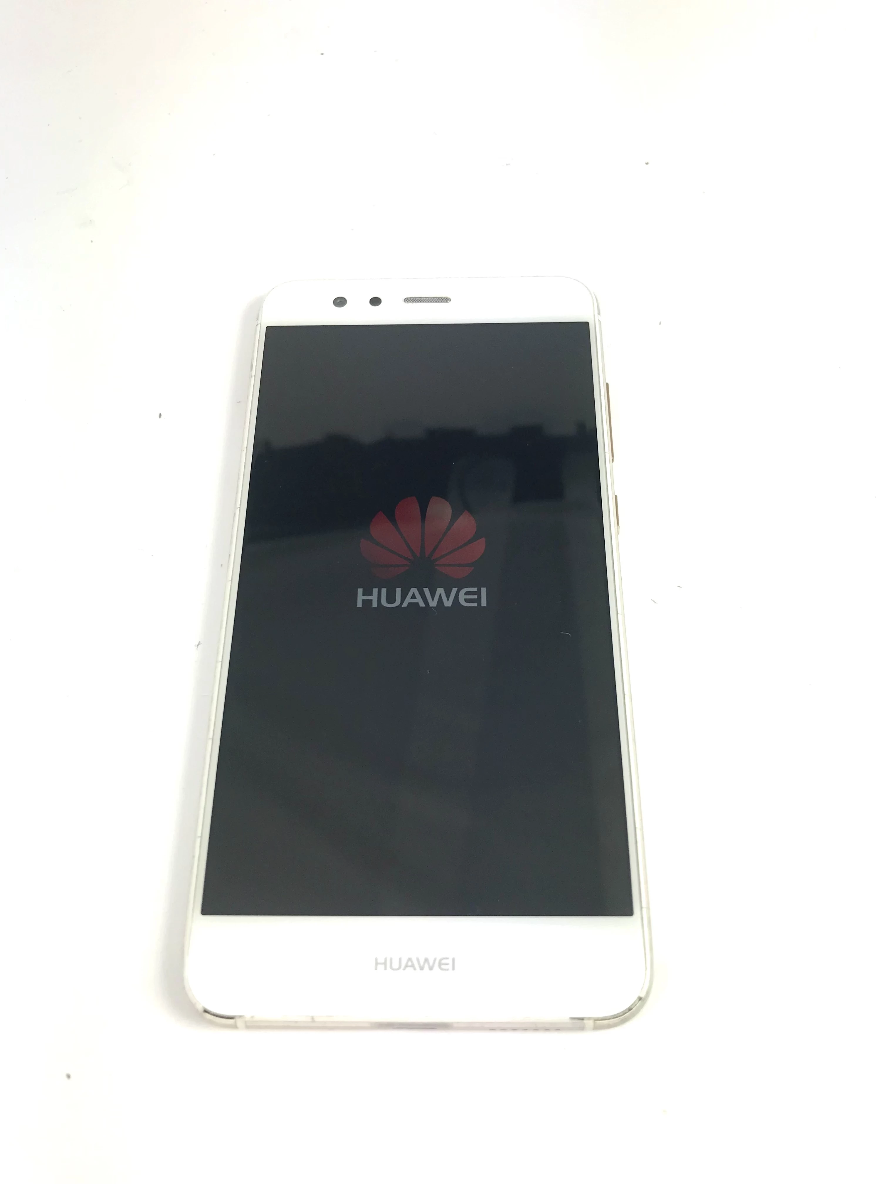 telefon-huawei-p10-lite-332gb-rynek-25-wrzesnia