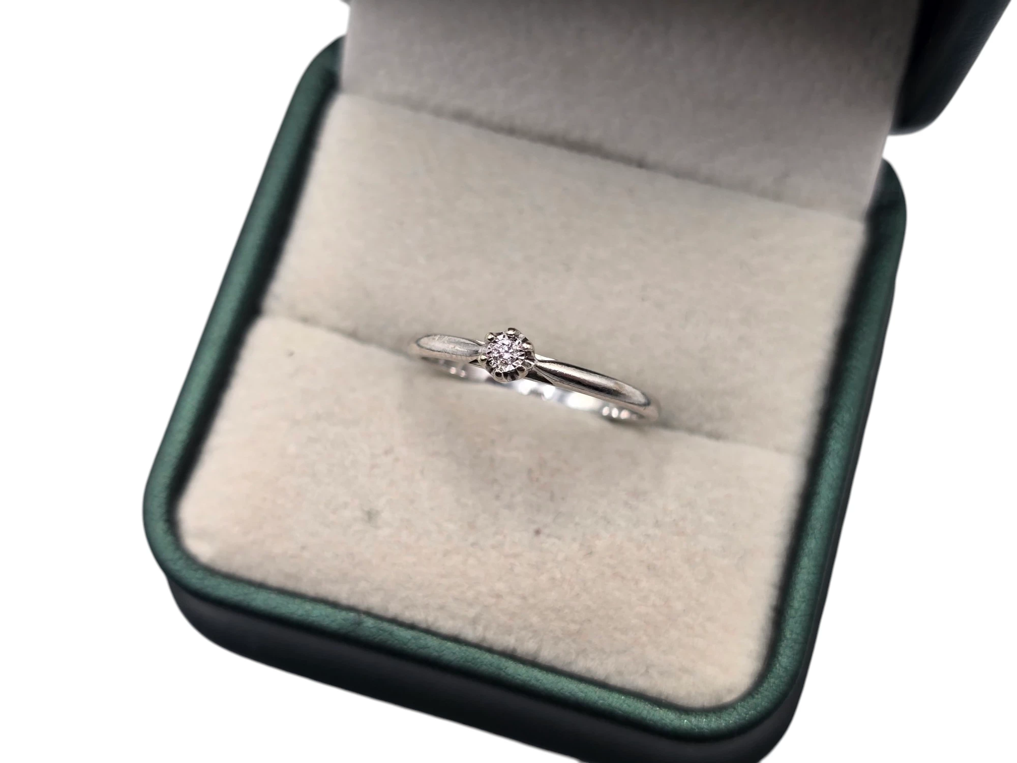 zloty-pierscionek-z-diamentem-p375-w115g-r15-rodzaj-2205-2