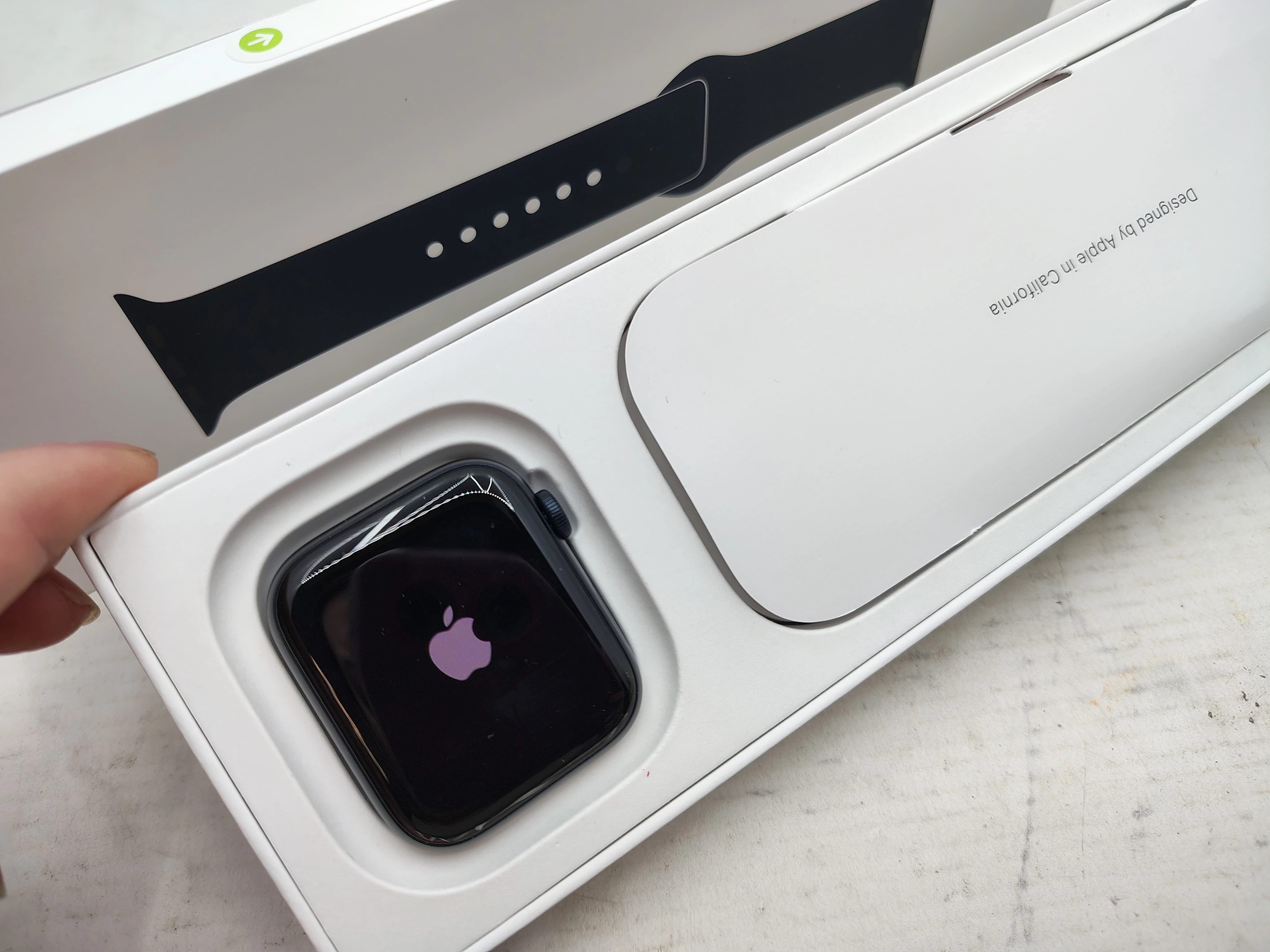 apple-watch-se-2gen-gps-44mm-stan-11323-2