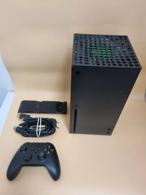 konsola-microsoft-xbox-series-x-1tb-jozefczaka-4-bytom