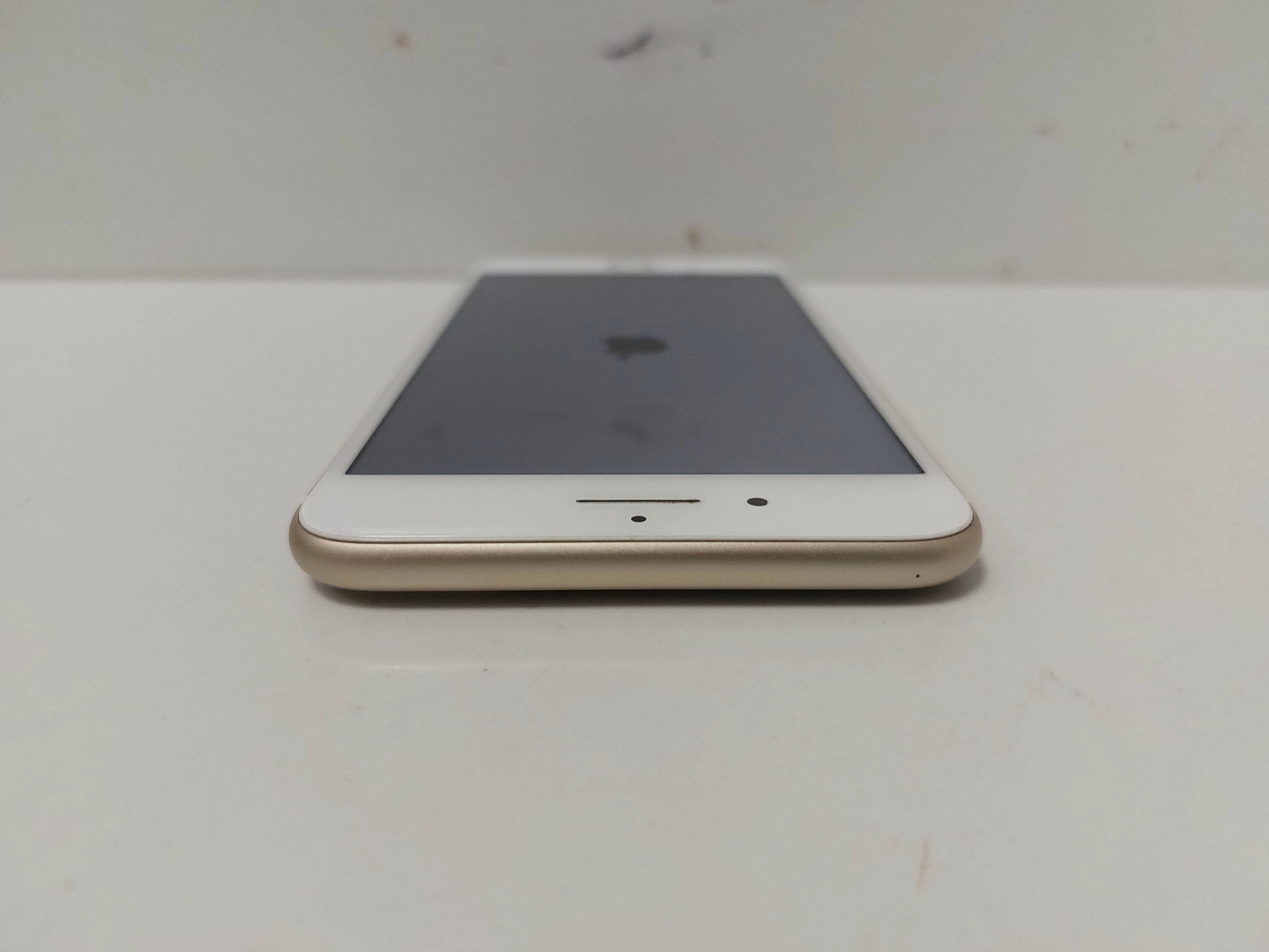 telefon-iphone-7-plus-128-gb-bateria-77-polecam-przekatna-ekranu-470