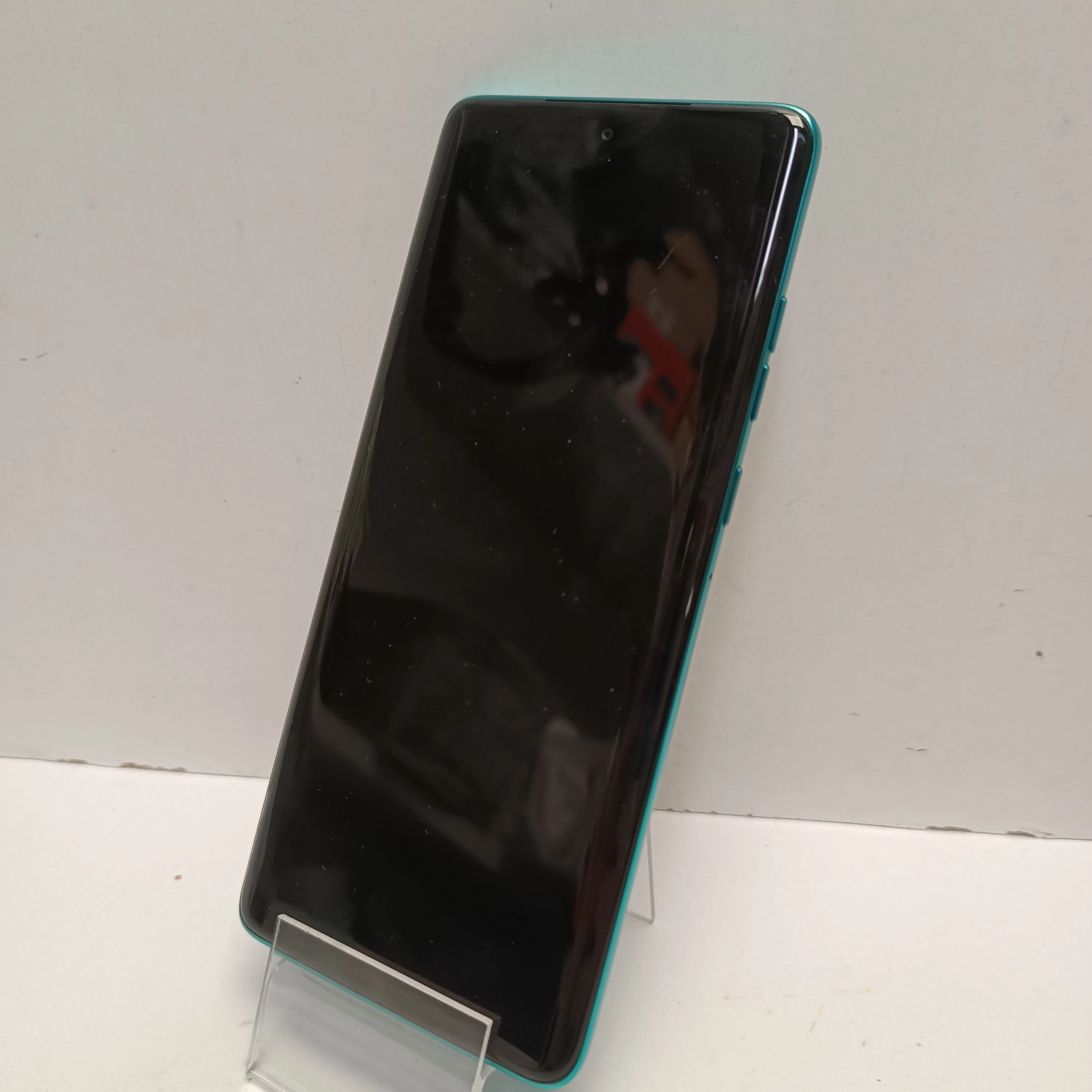 telefony-motorola-edge-60-fusion-8256gb-typ-202685-212929