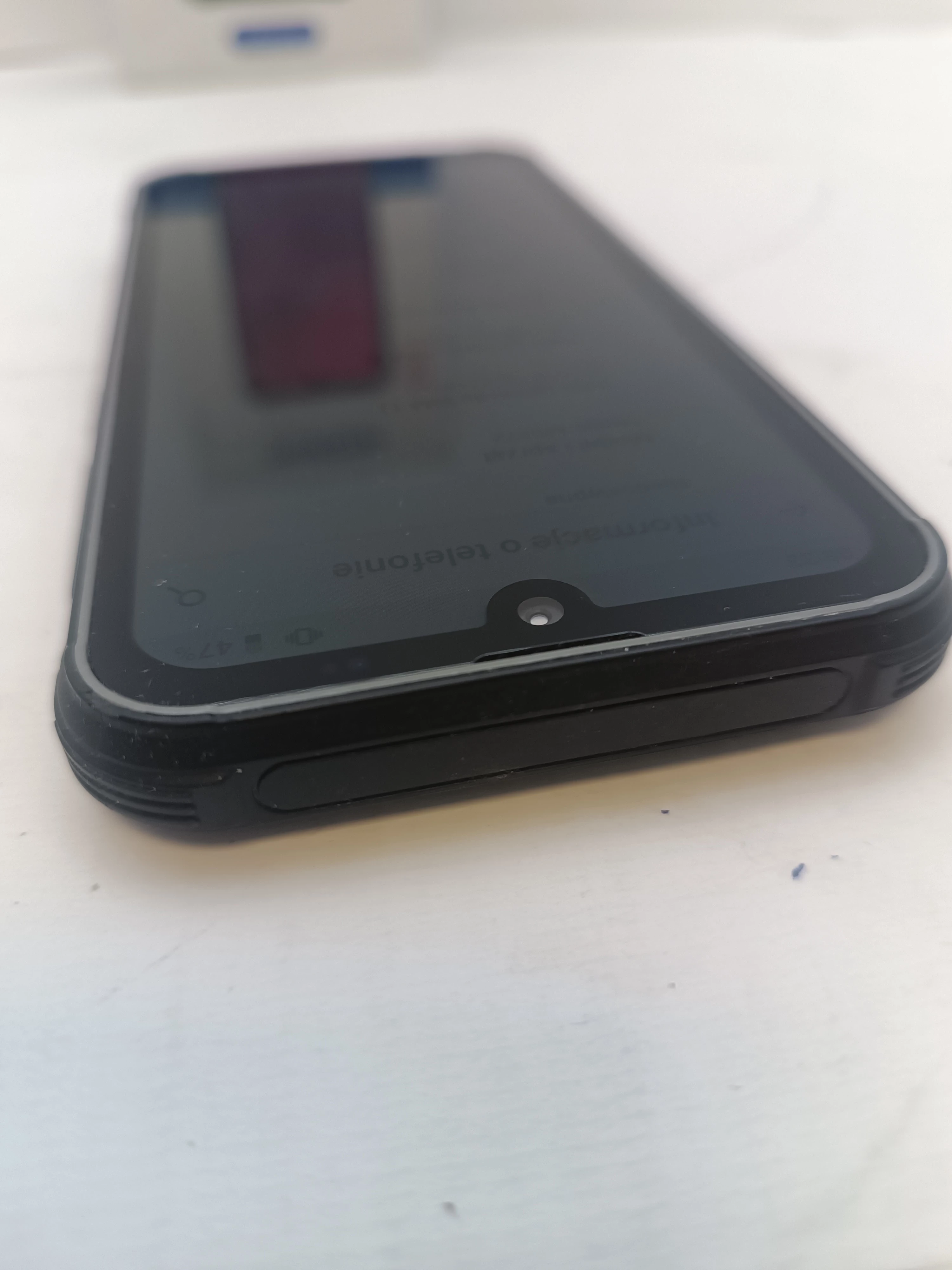 telefon-maxcom-ms572-pudelko-typ-202685-212929