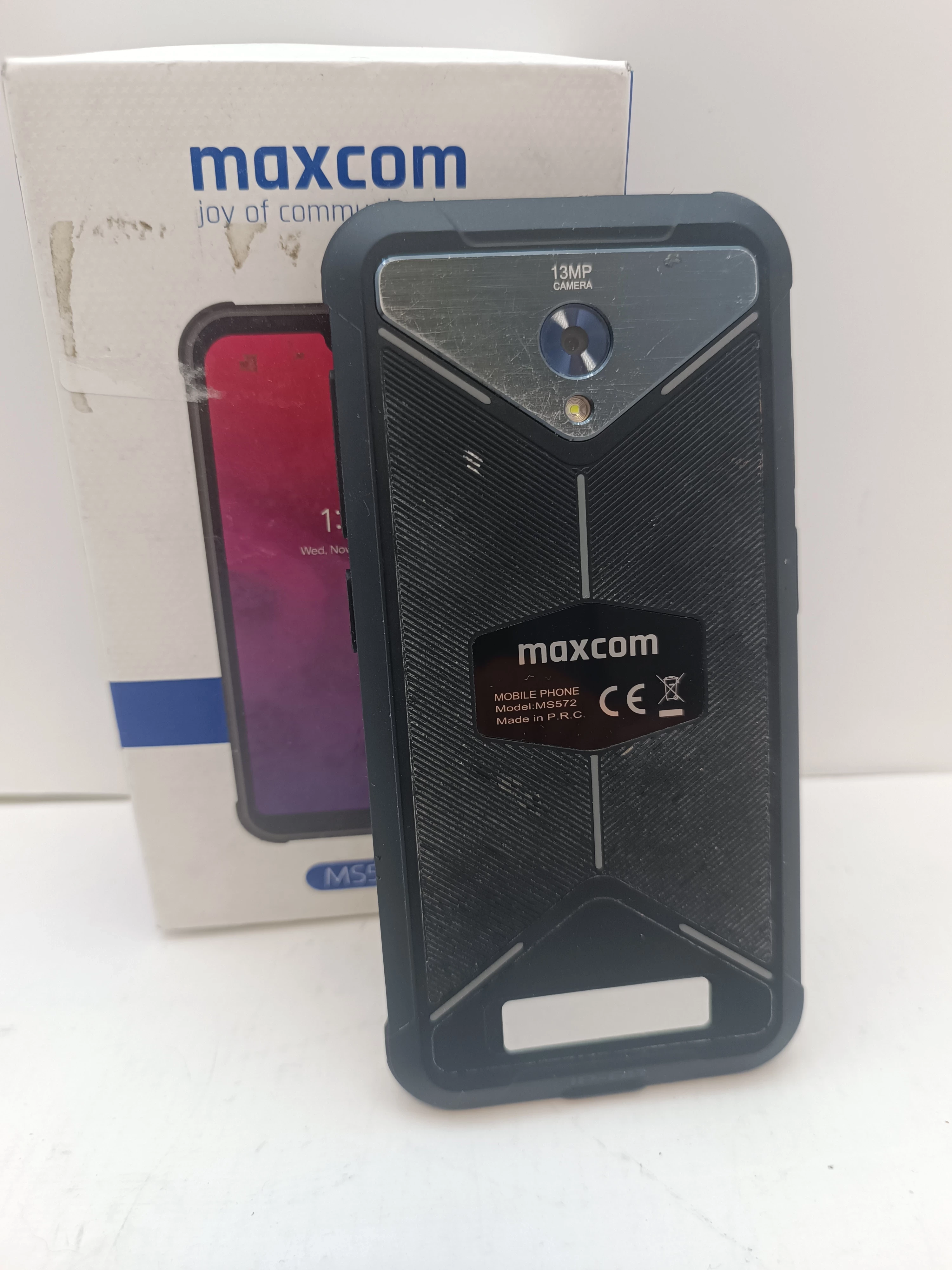 telefon-maxcom-ms572-pudelko-kod-producenta-ms572