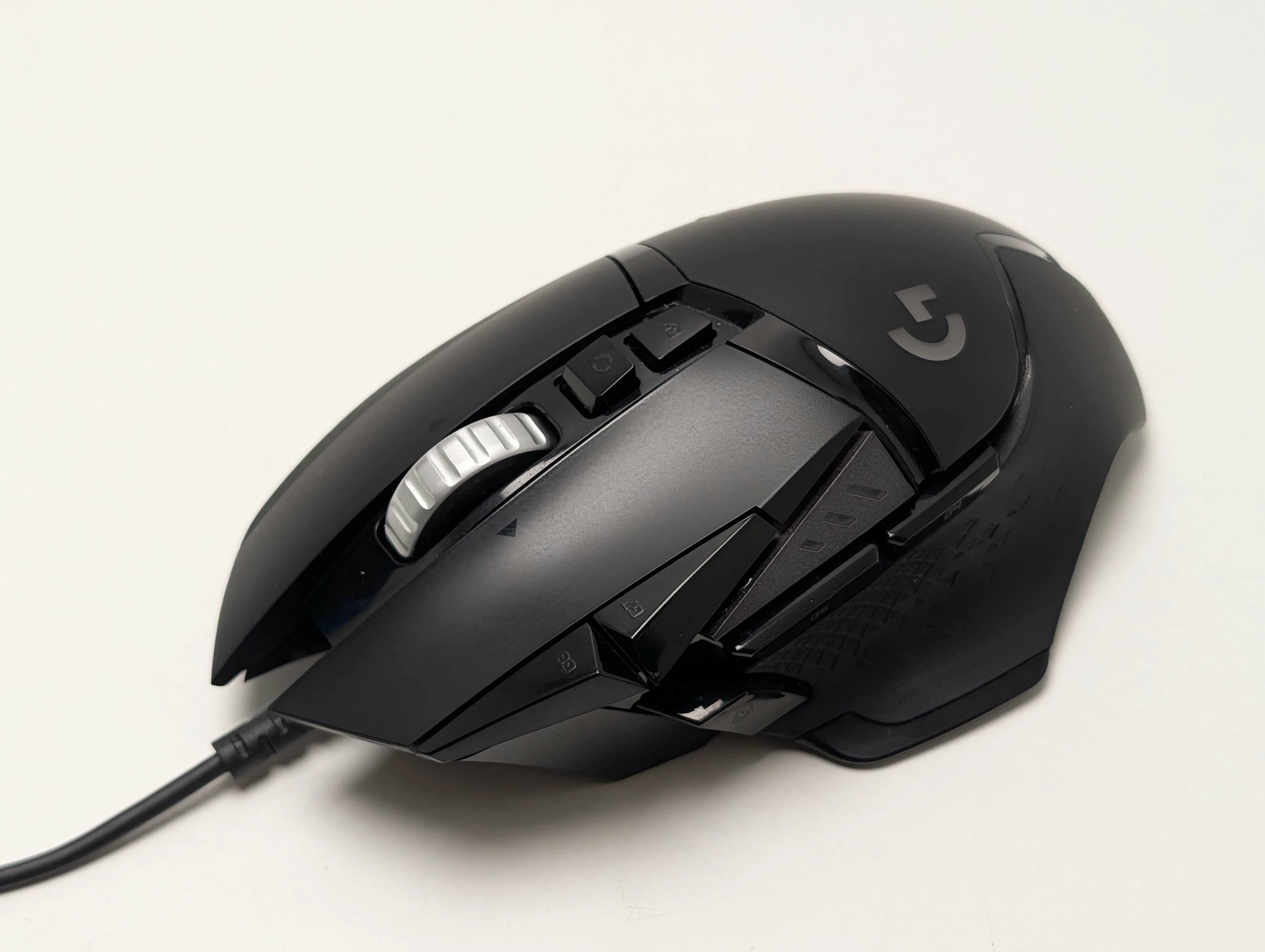 mysz-przewodowa-logitech-g502-hero-interfejs-517-2