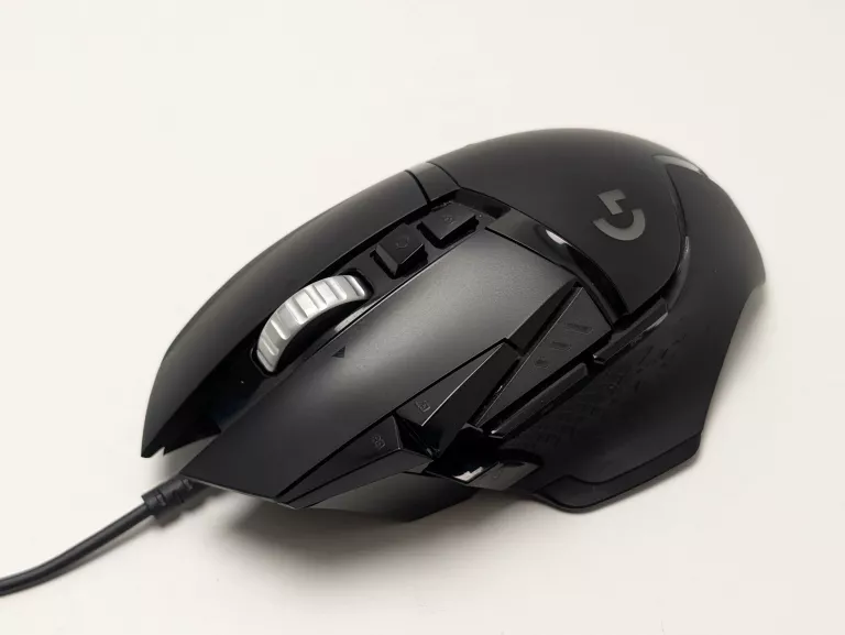 mysz-przewodowa-logitech-g502-hero-interfejs-517-2