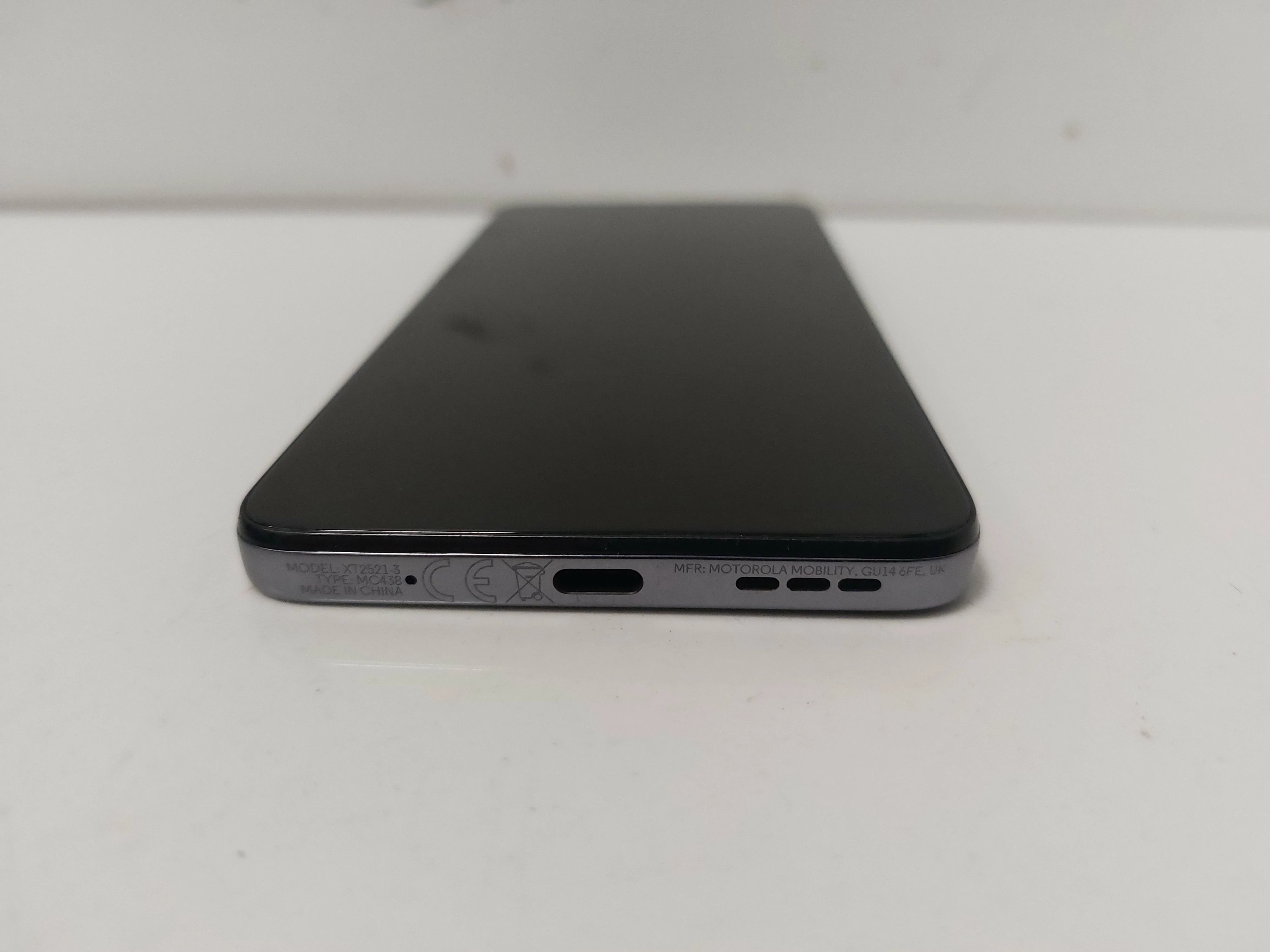 telefon-motorola-g15-8128-gb-polecam-typ-202685-212929