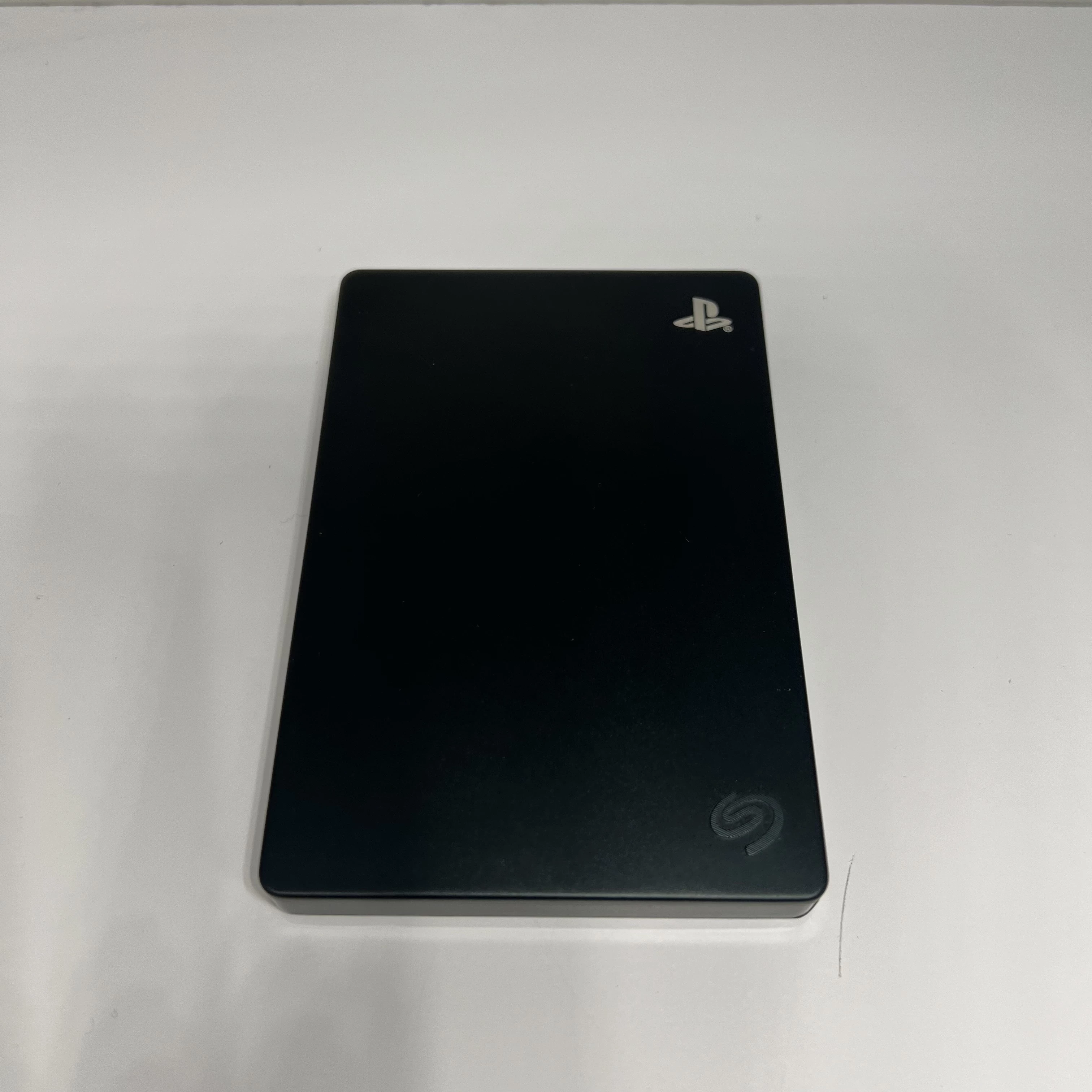 dysk-zewnetrzny-hdd-seagate-game-drive-playstation-2tb-zestaw-ean-gtin-8719706045346
