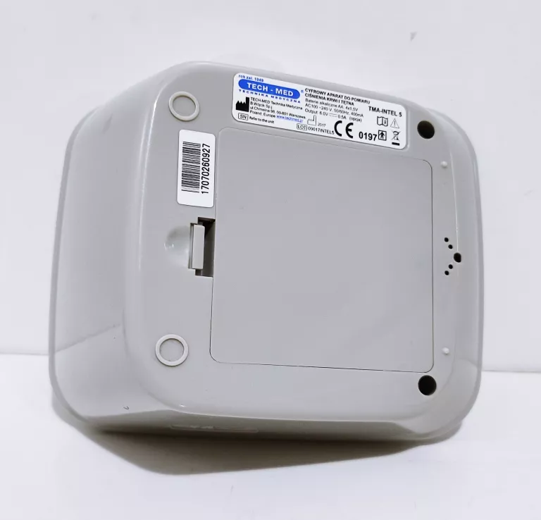 cisnieniomierz-tech-med-intel-5-zasilacz-etui-miejsce-pomiaru-209402-239010